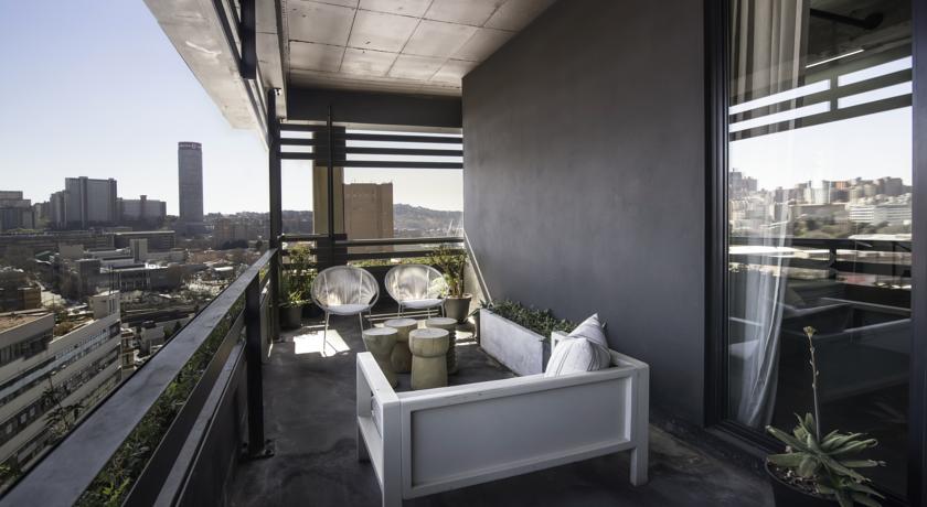 Hallmark Hotel by BON Hotels