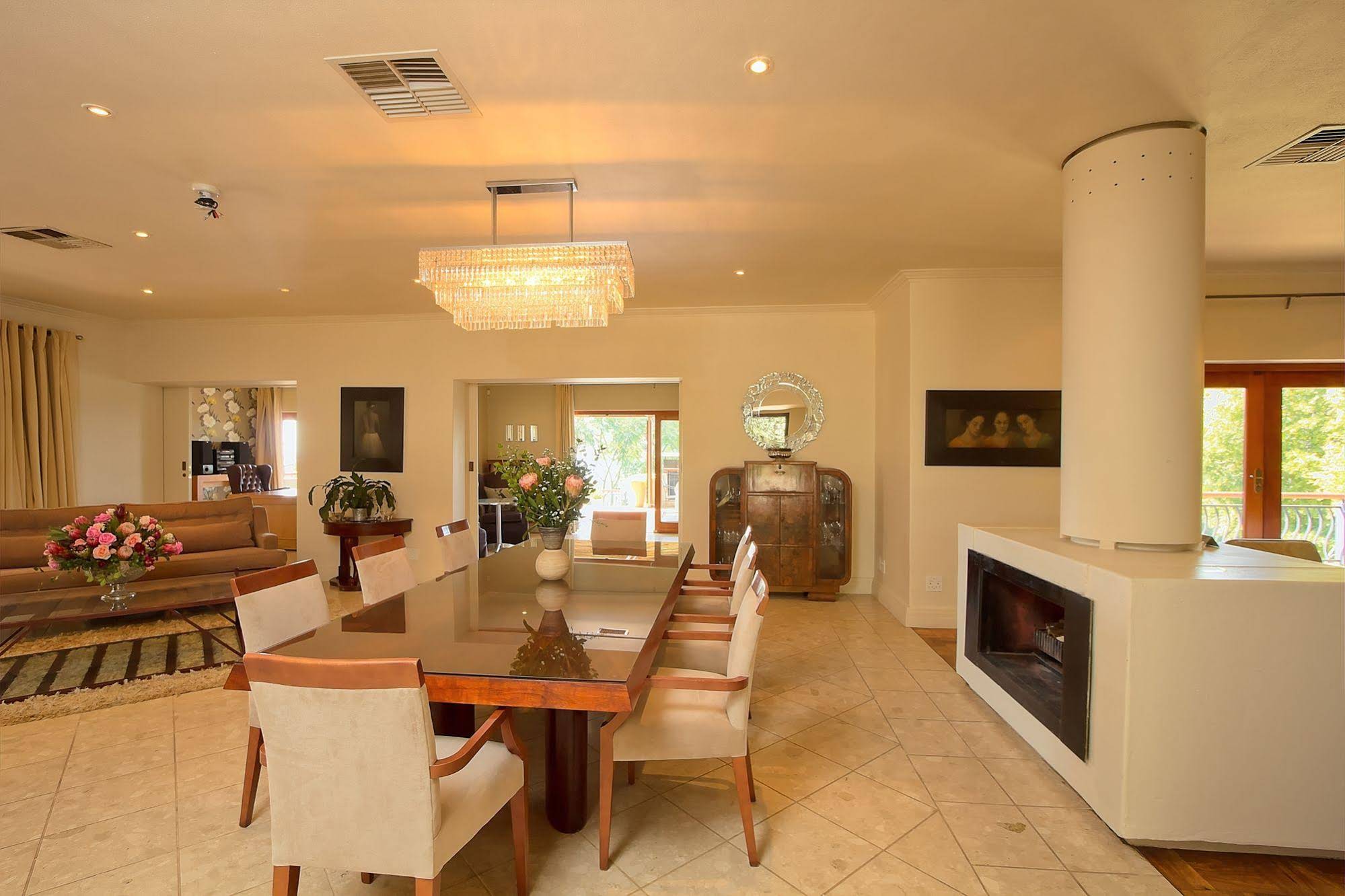 House Higgo Boutique House