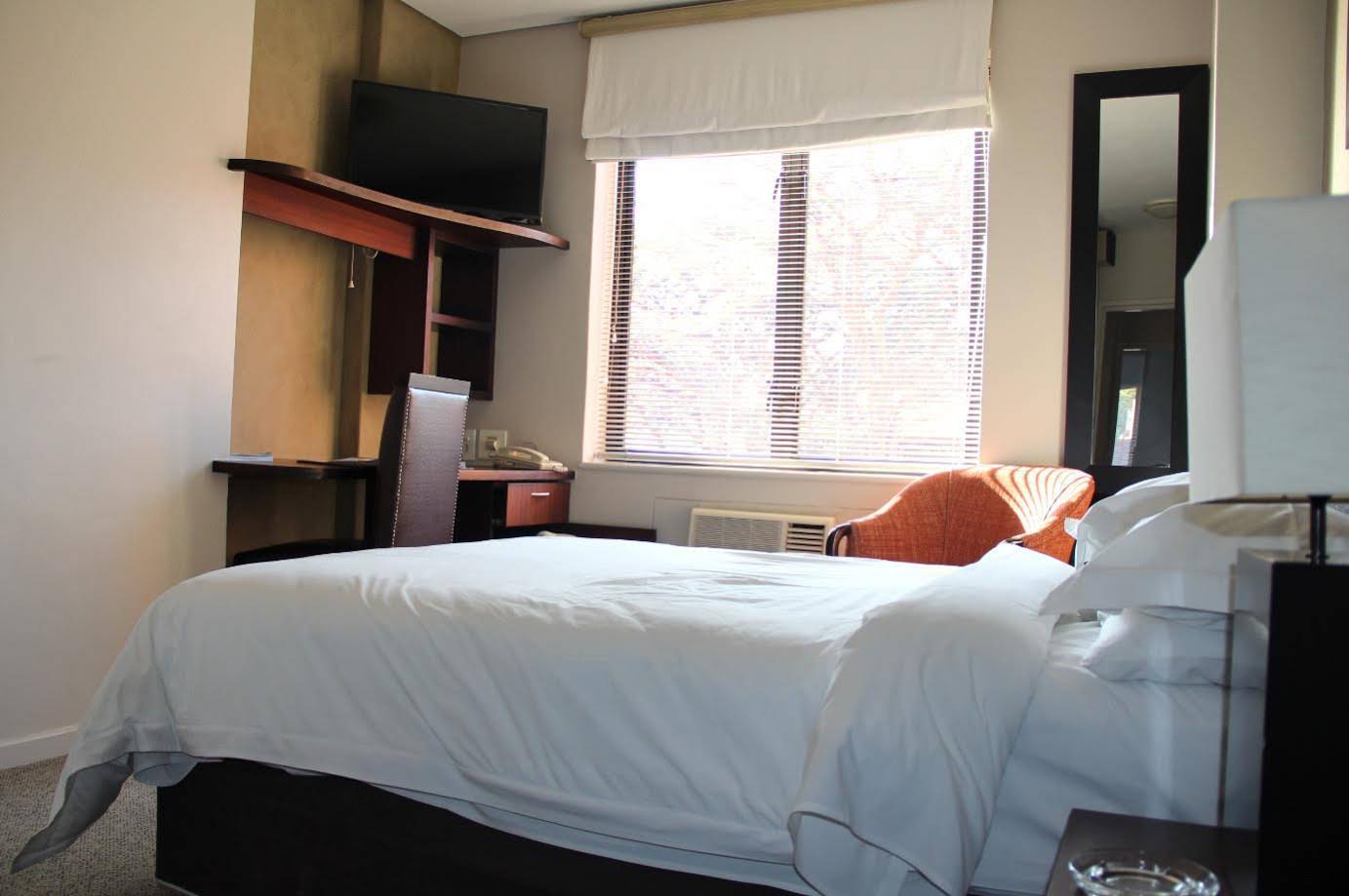 Illovo Lodge