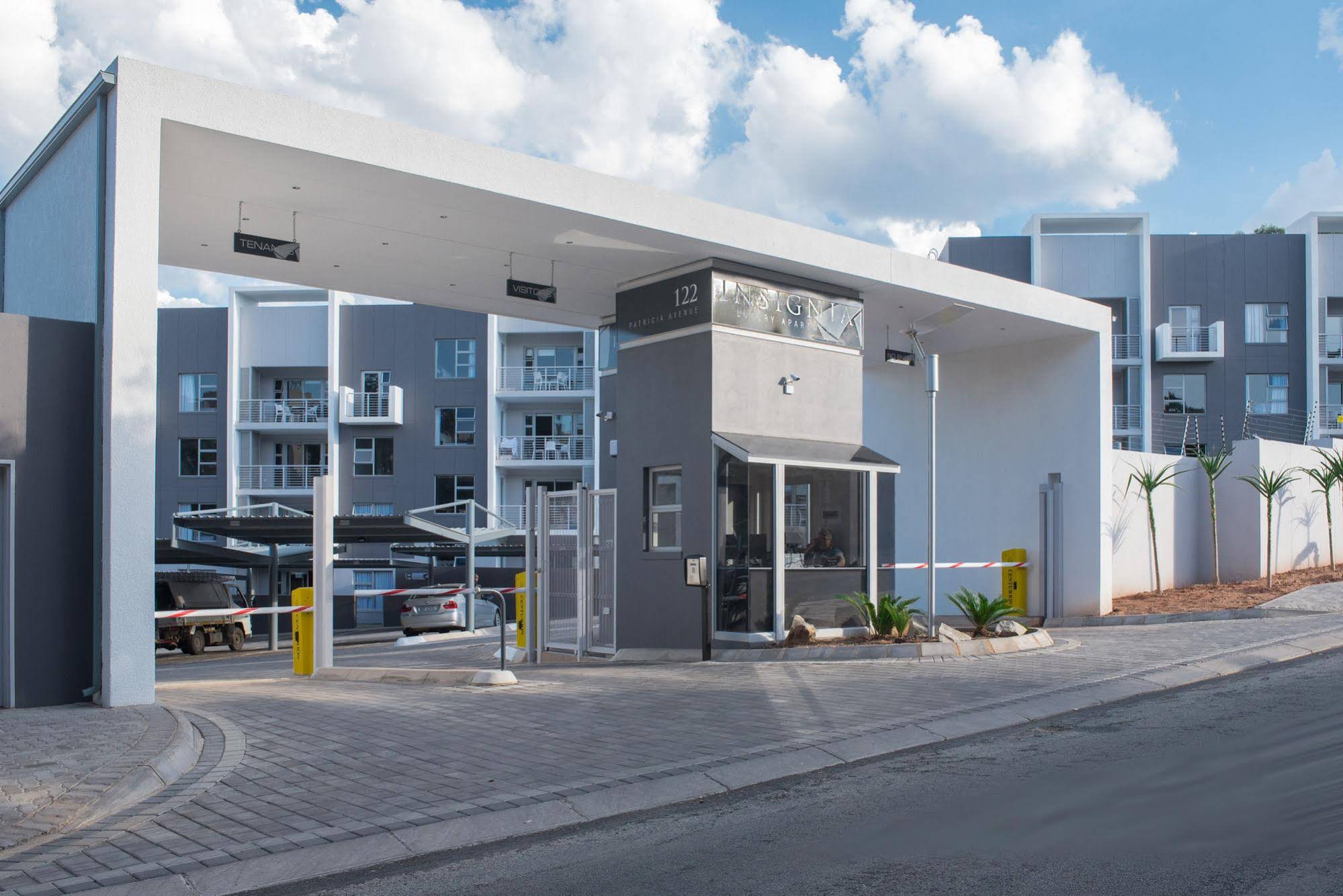 Insignia Luxury Apartments