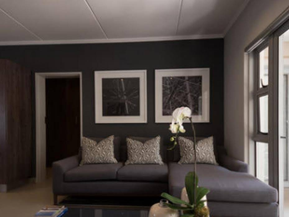 Insignia Luxury Apartments