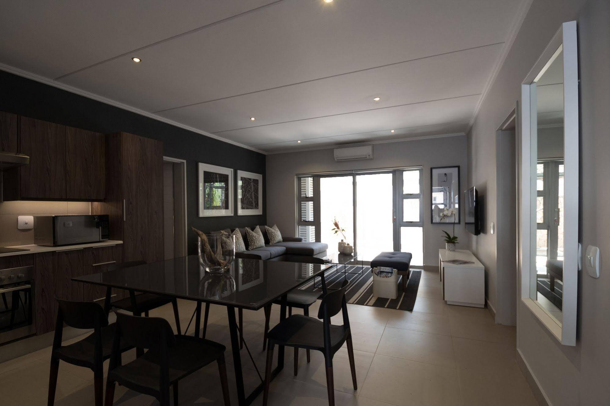 Insignia Luxury Apartments