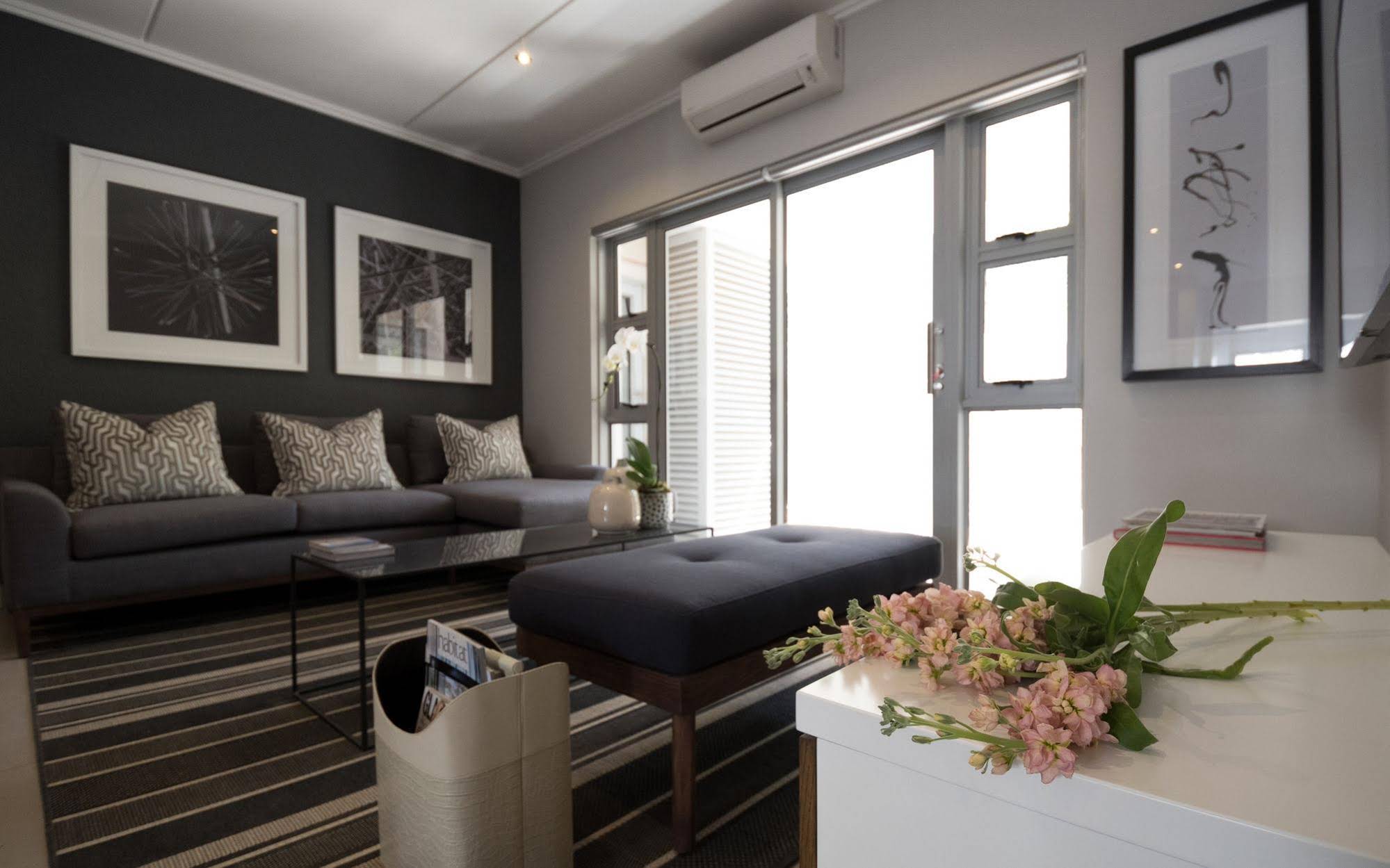 Insignia Luxury Apartments