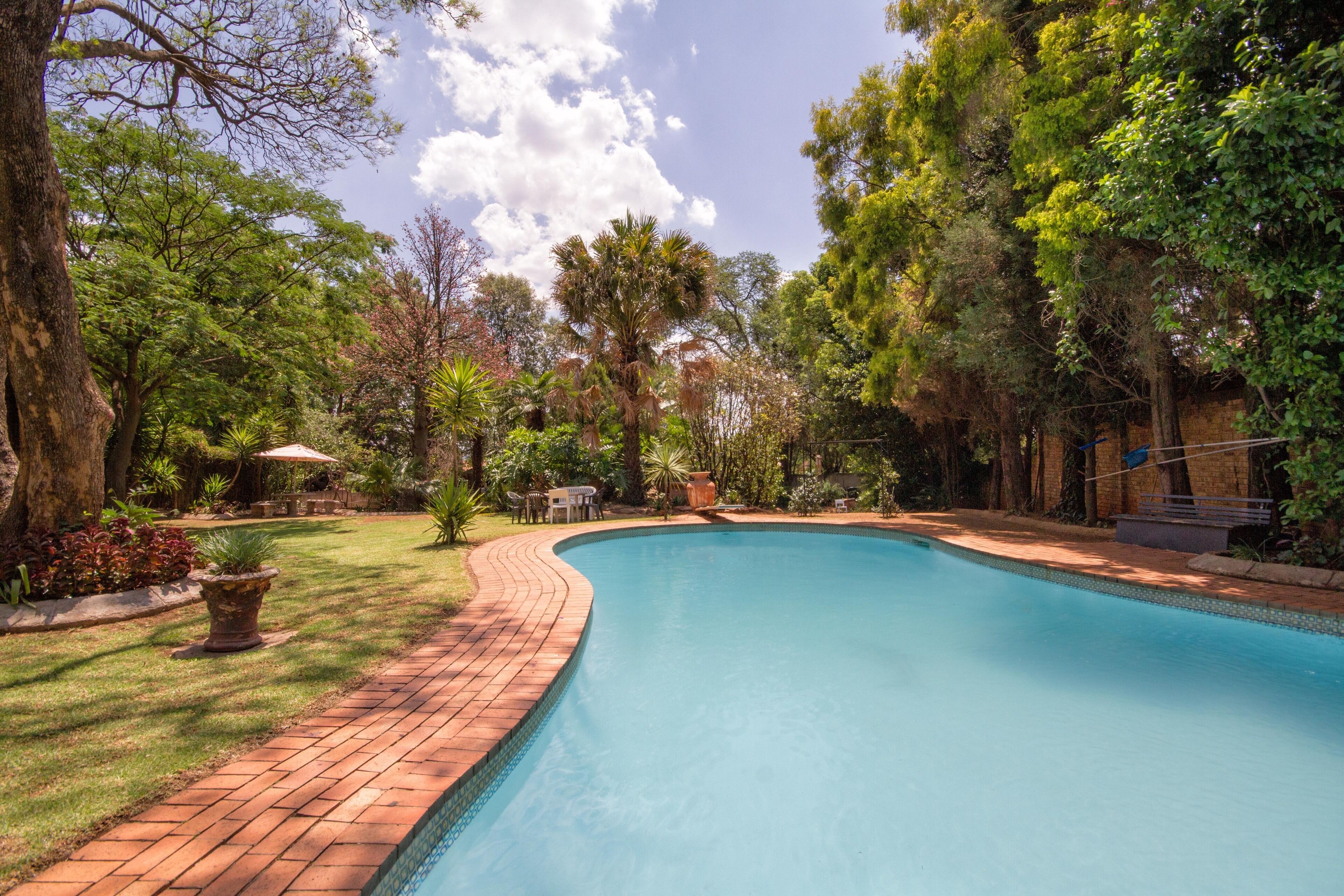 Linden Guest House