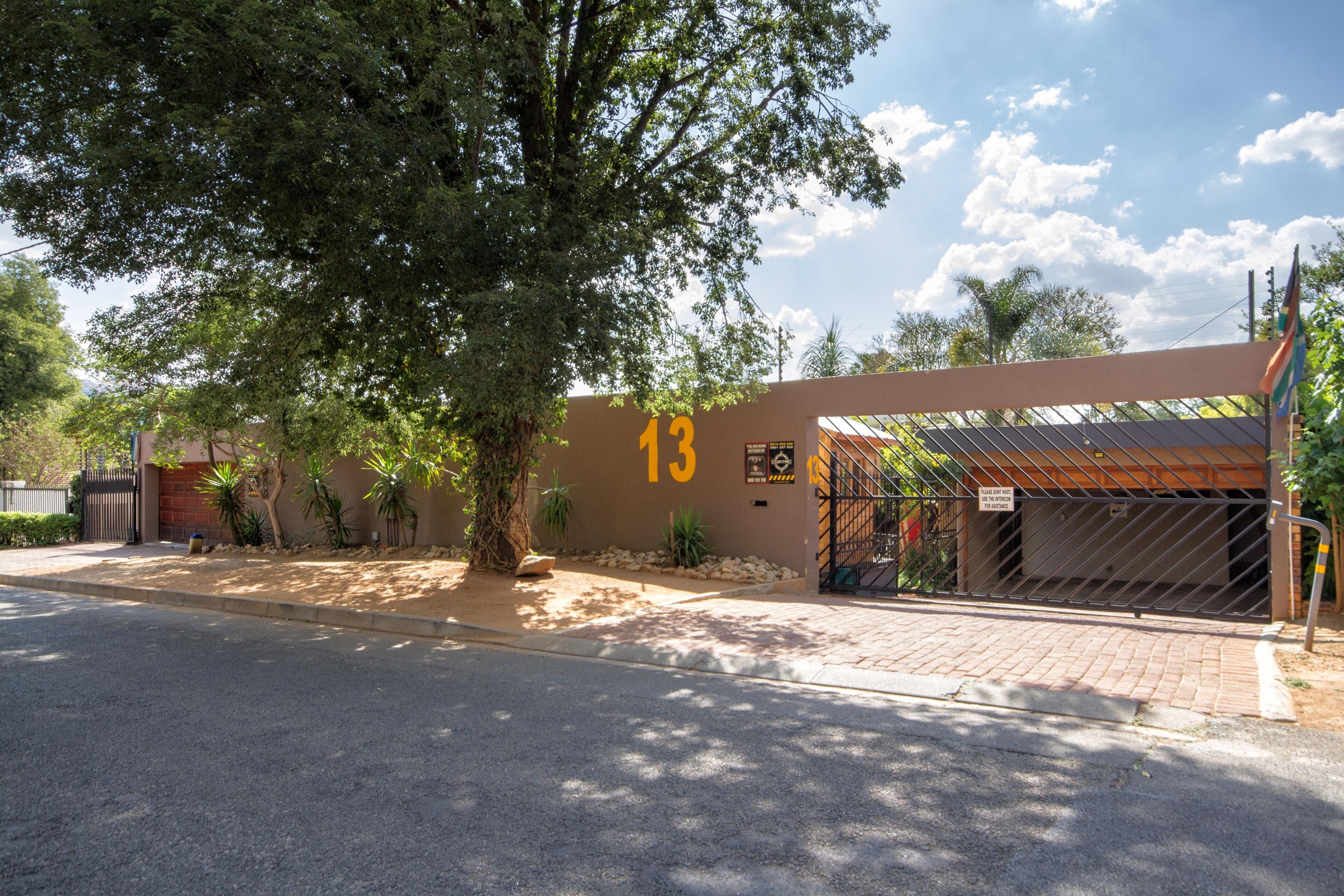 Linden Guest House