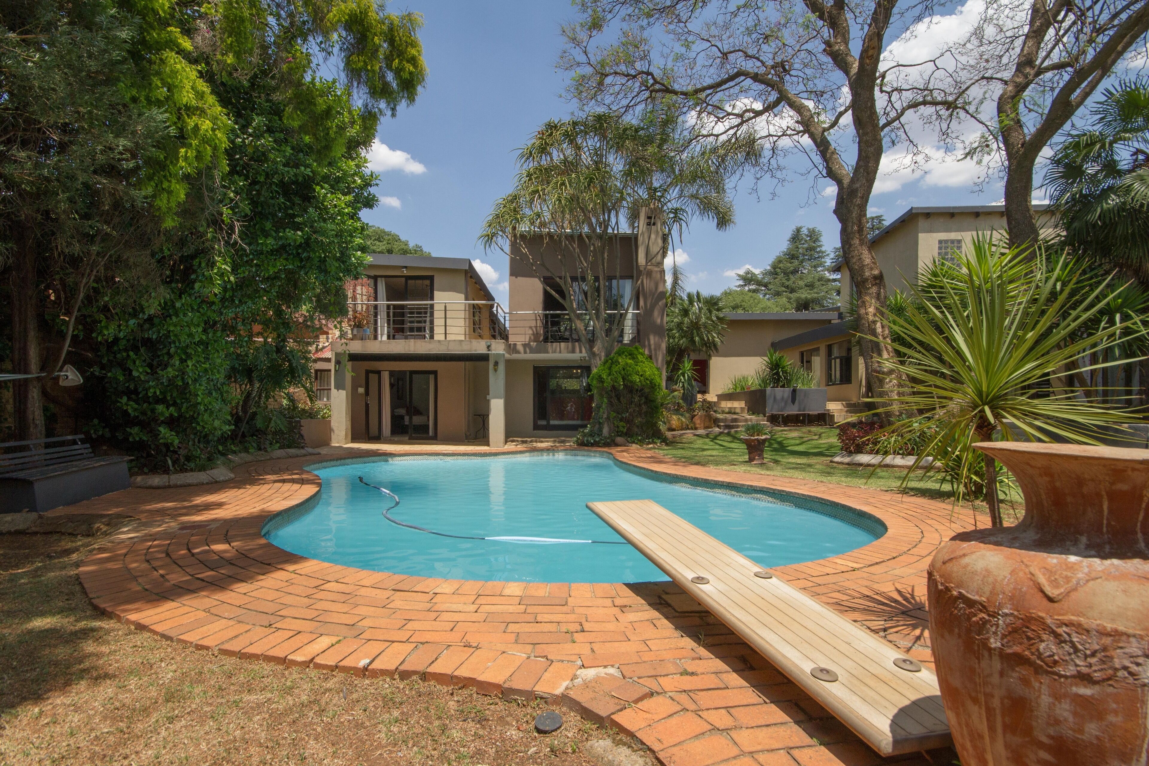 Linden Guest House