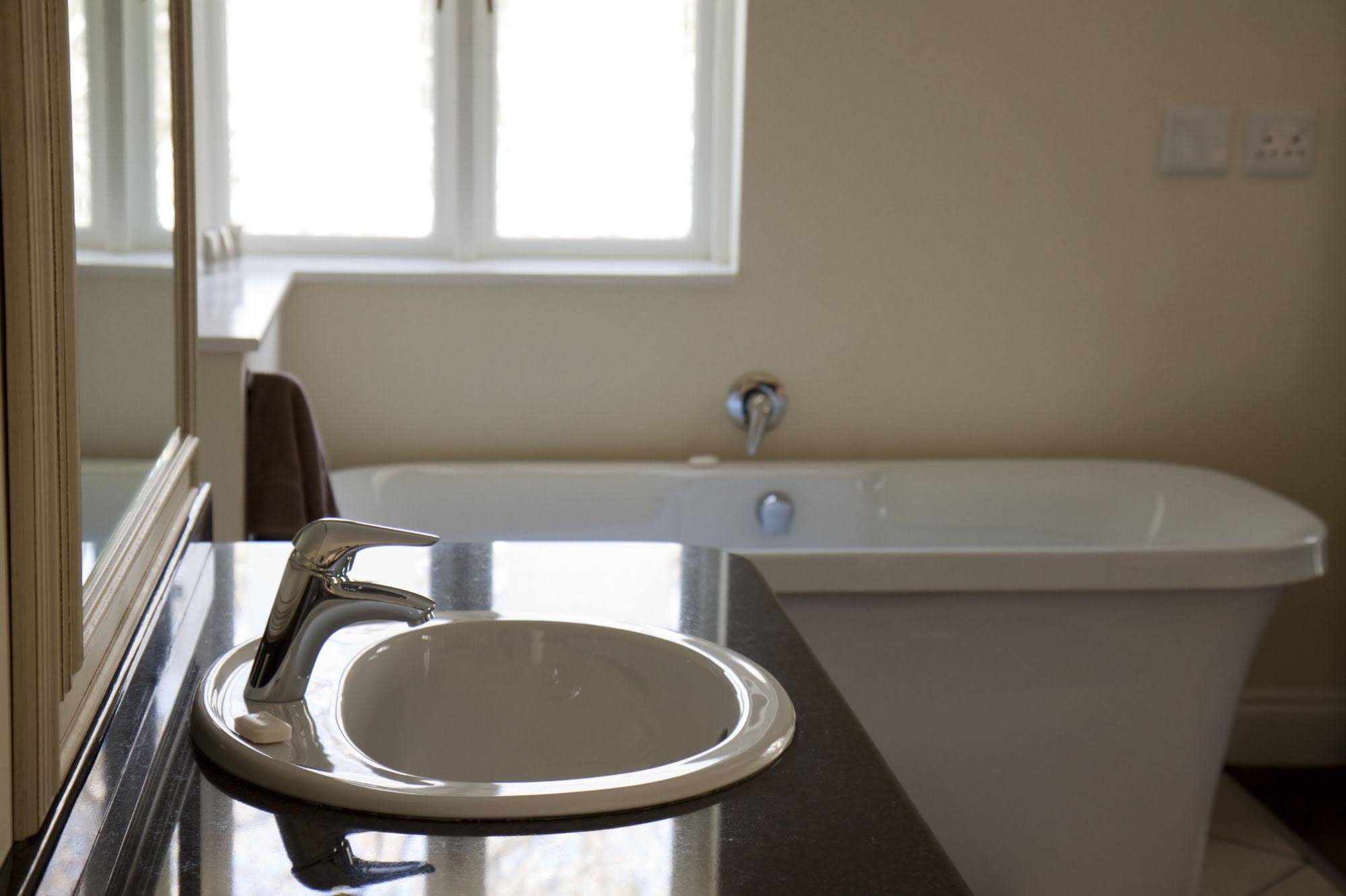 Melrose Place Boutique Hotel