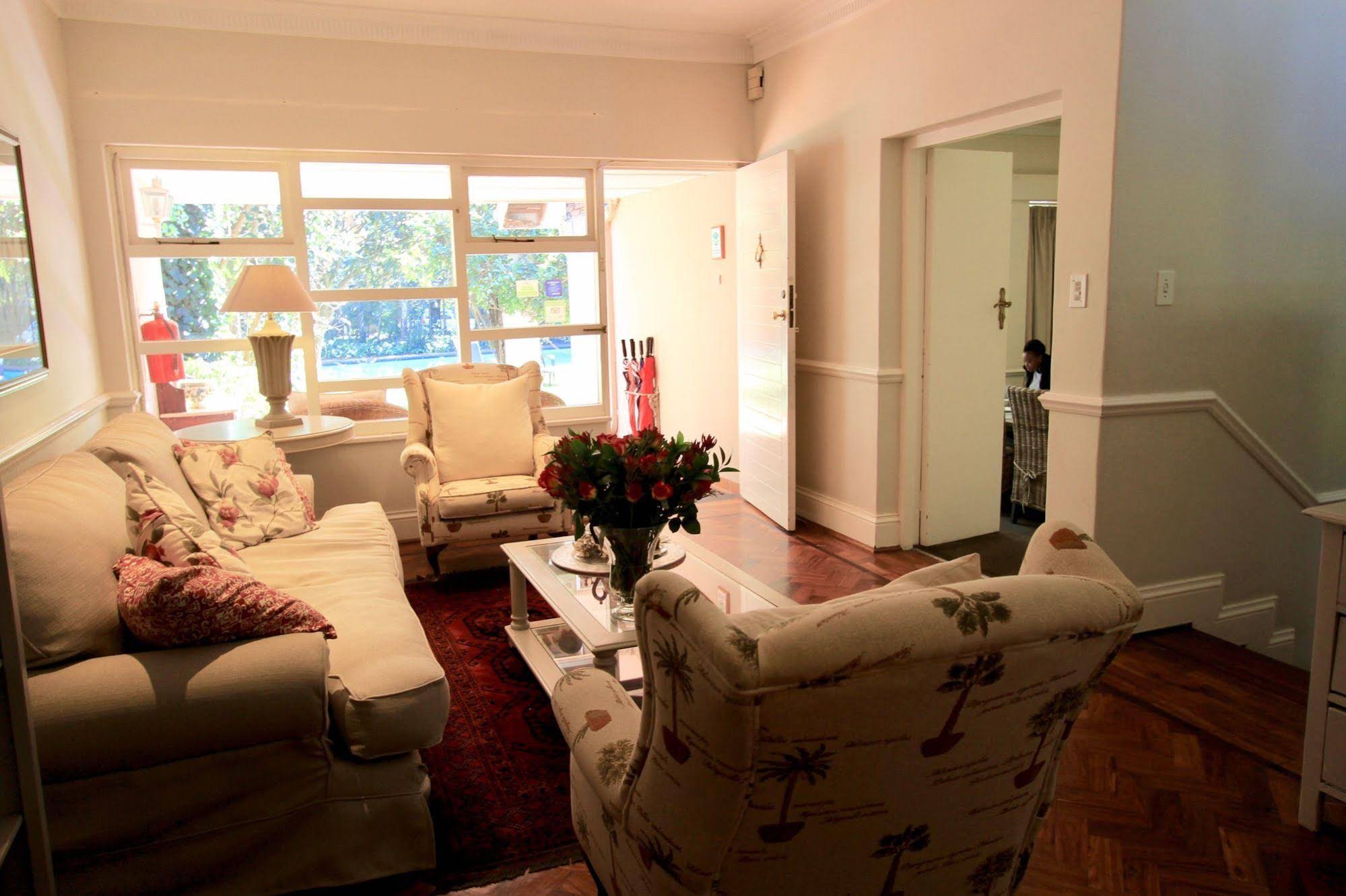 Melrose Place Boutique Hotel
