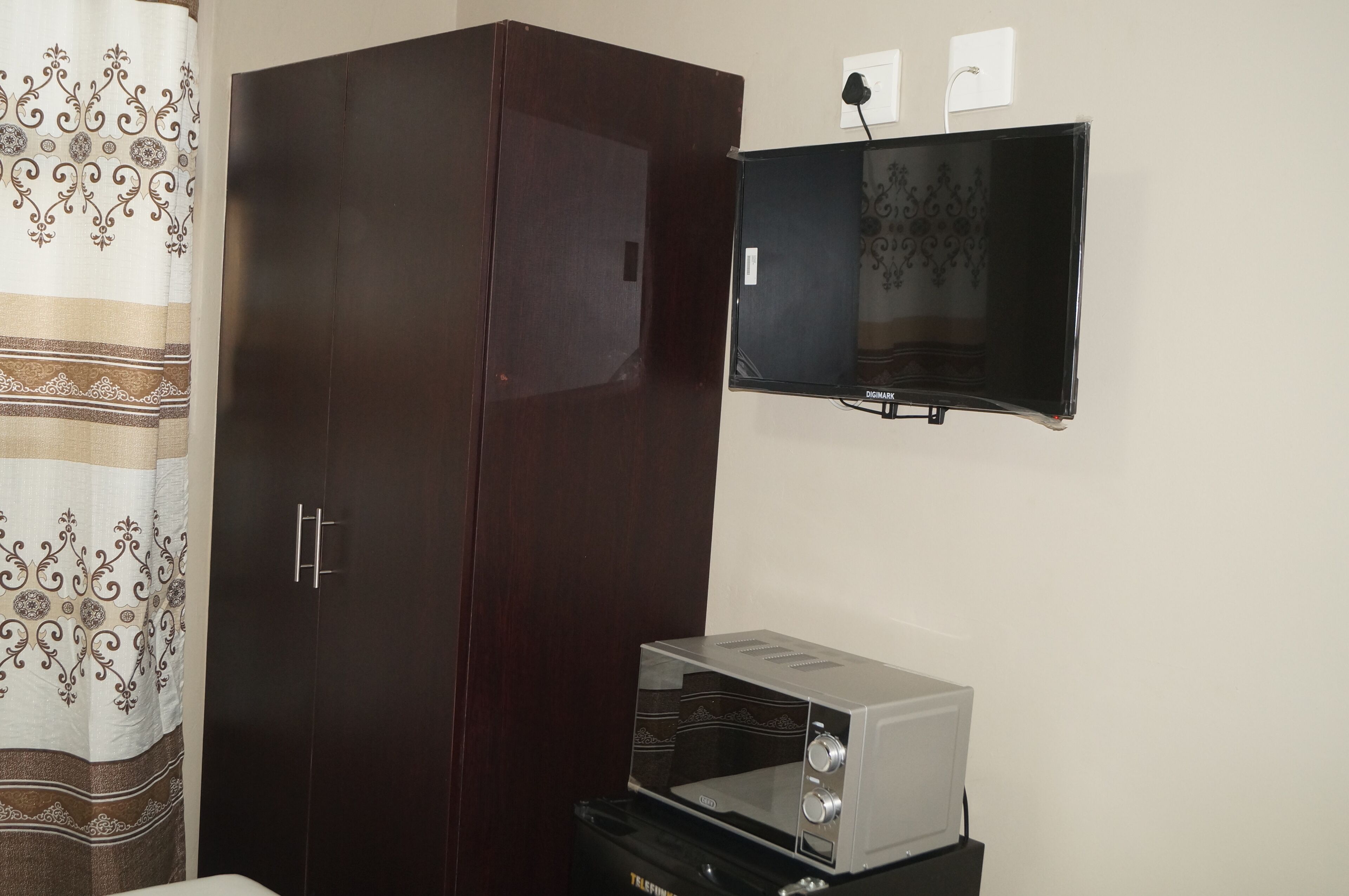 Miraton Eastgate Suites