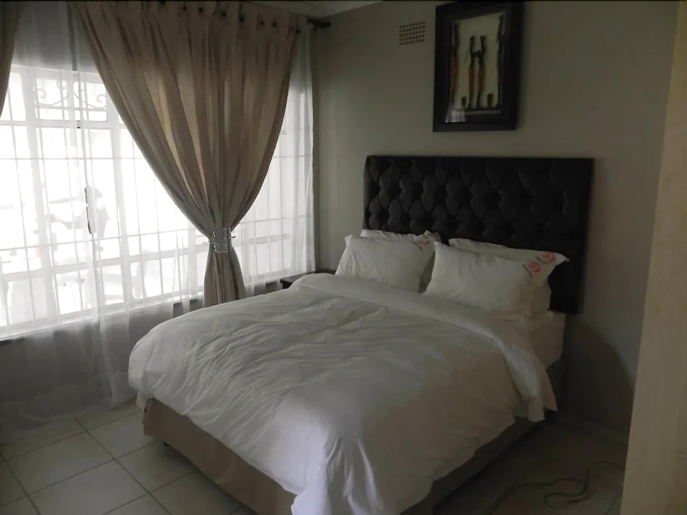 Owee's Place