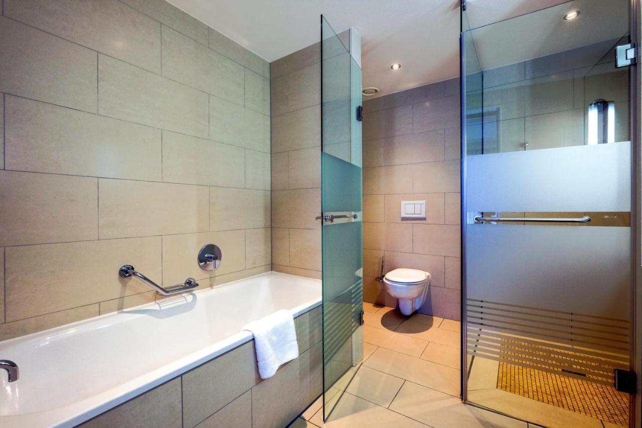 Radisson Blu Hotel Sandton, Johannesburg