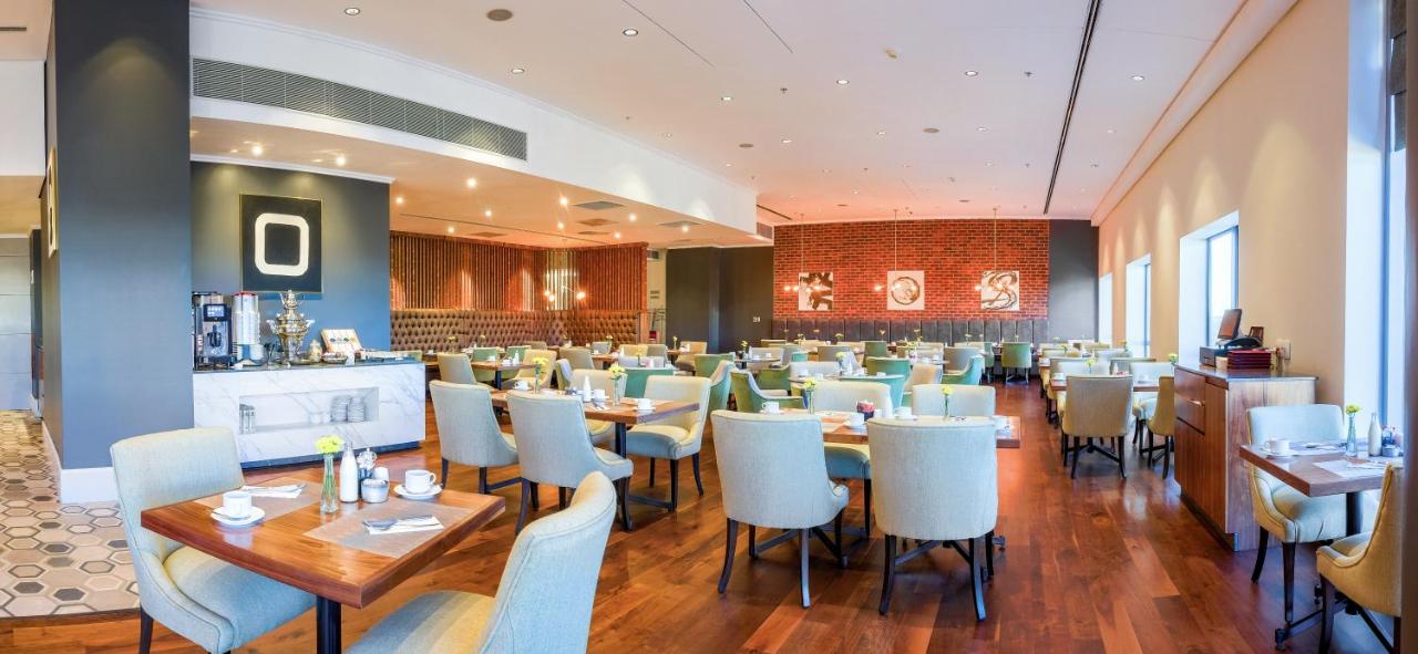 Radisson Blu Hotel Sandton, Johannesburg