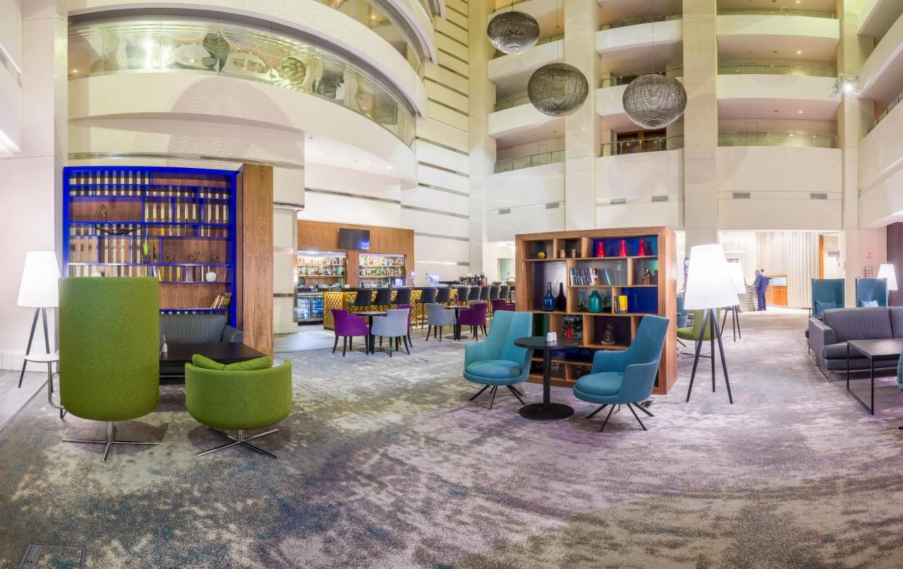 Radisson Blu Hotel Sandton, Johannesburg