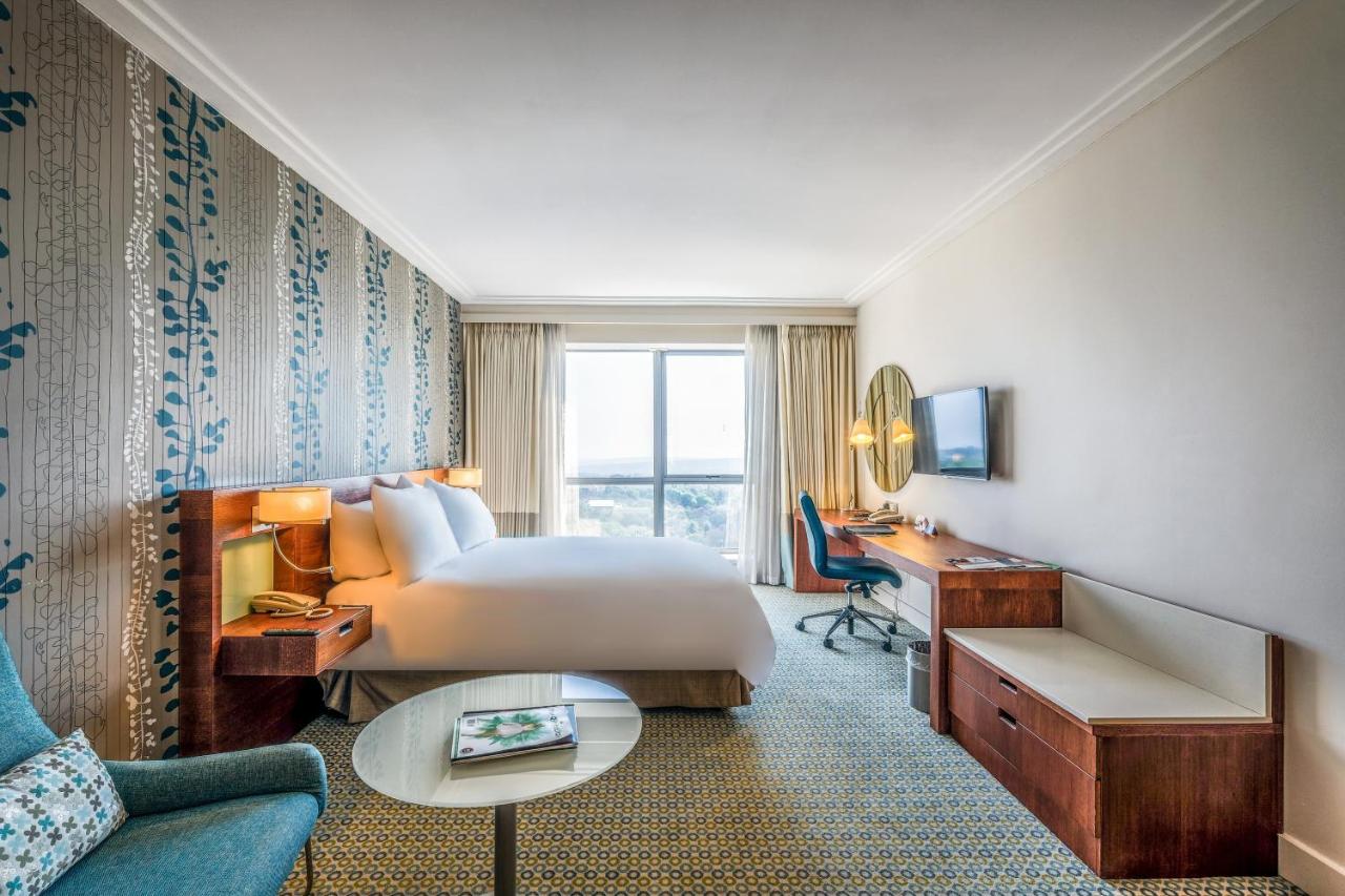 Radisson Blu Hotel Sandton, Johannesburg