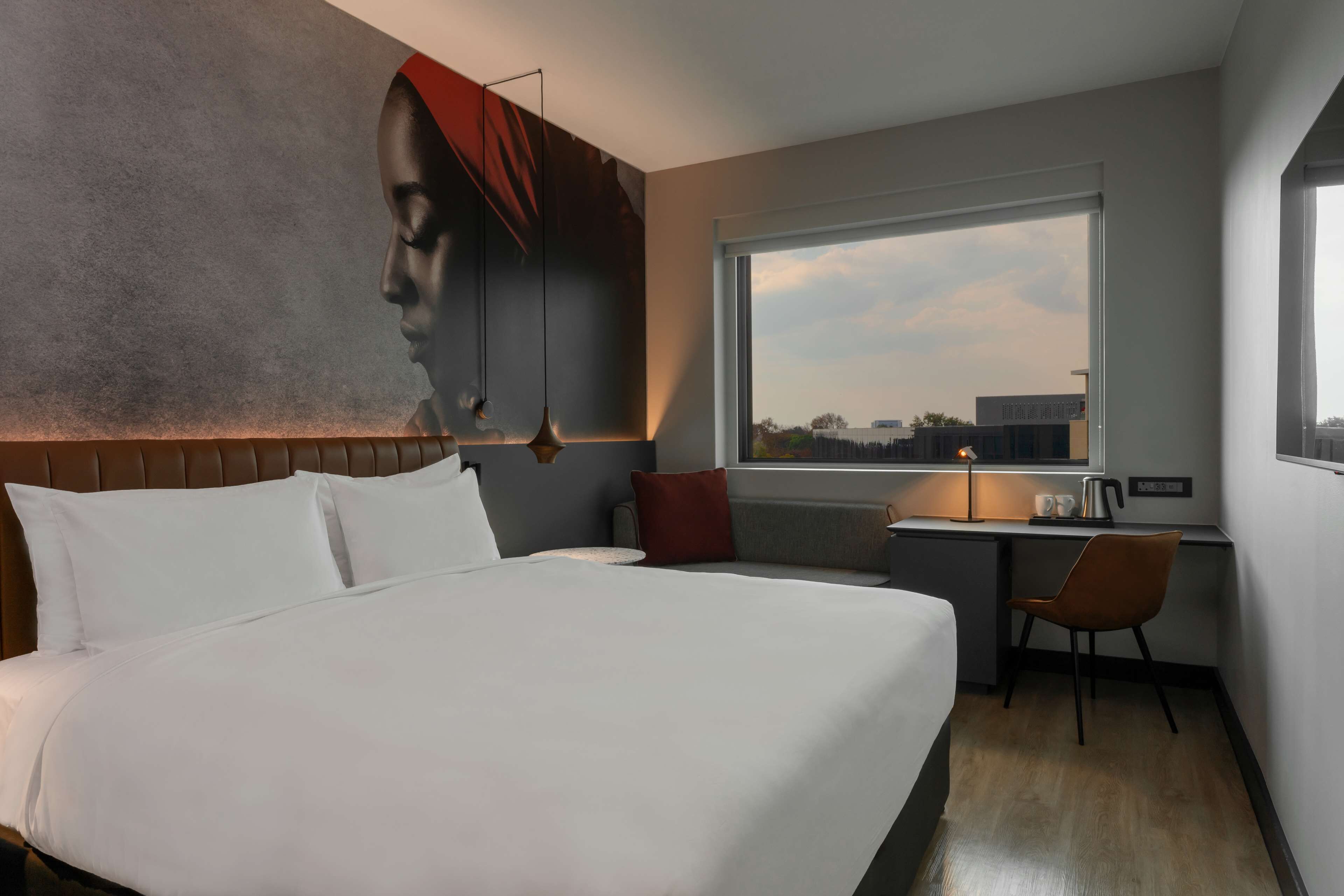 Radisson RED Johannesburg Rosebank