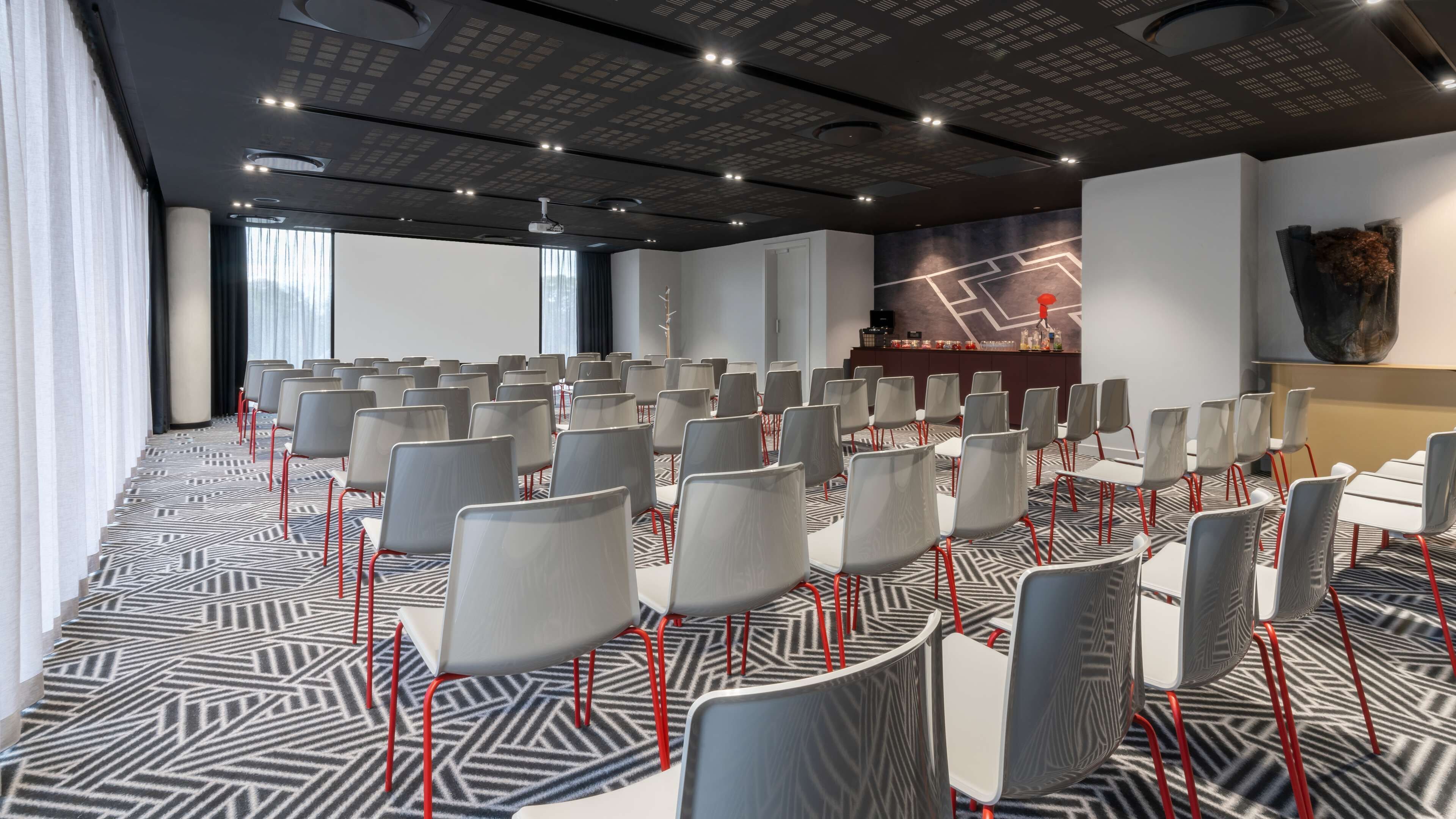 Radisson RED Johannesburg Rosebank