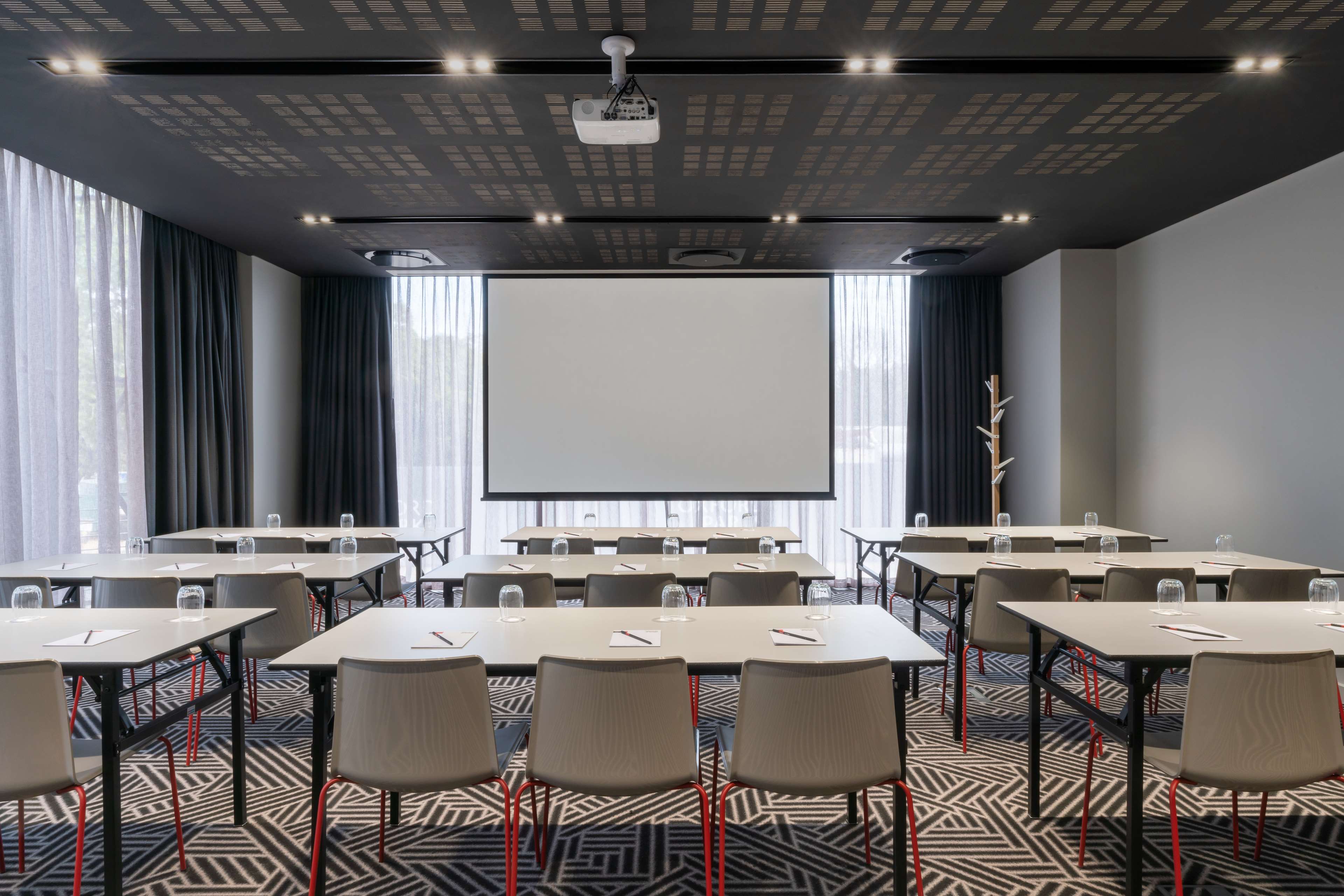 Radisson RED Johannesburg Rosebank