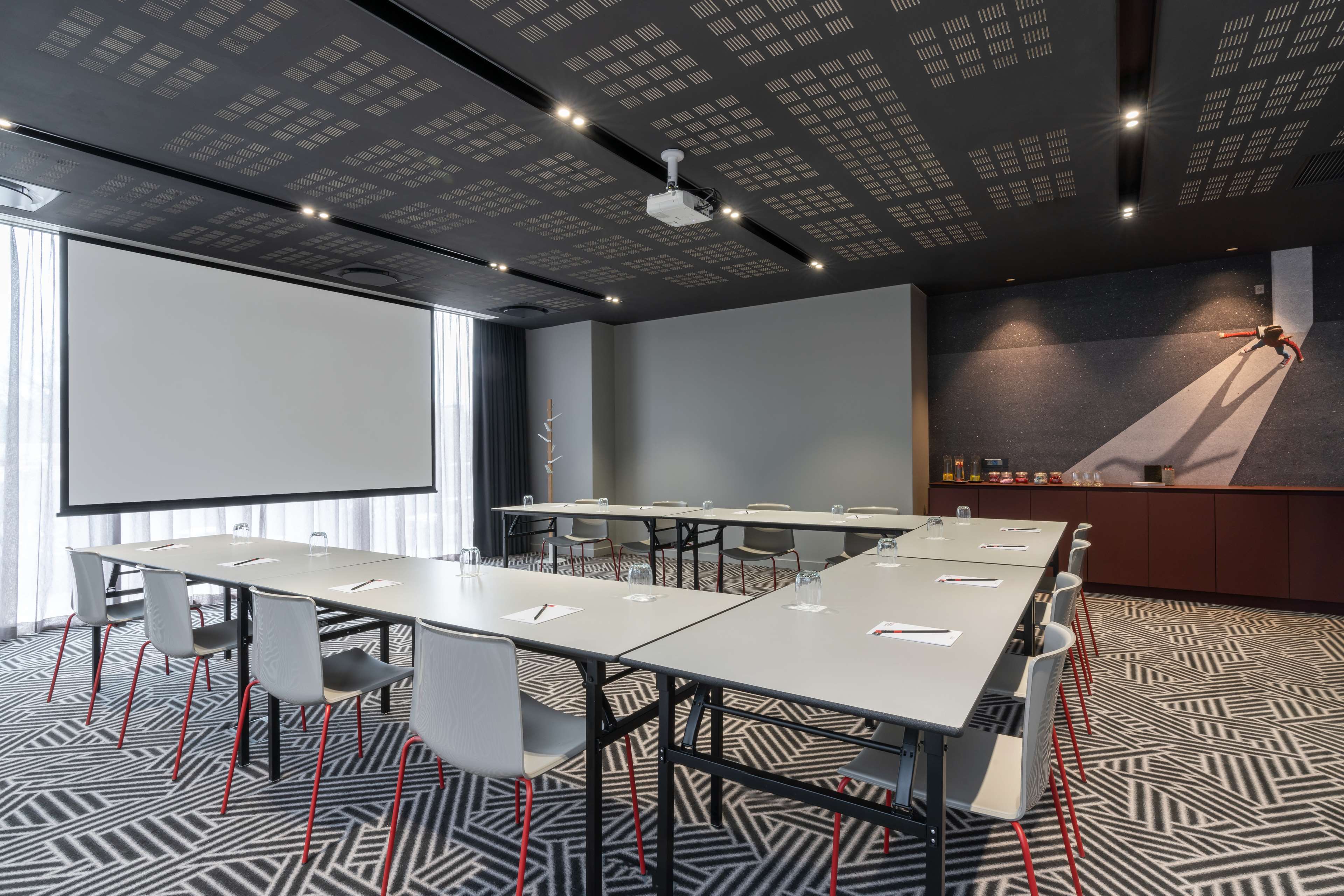 Radisson RED Johannesburg Rosebank