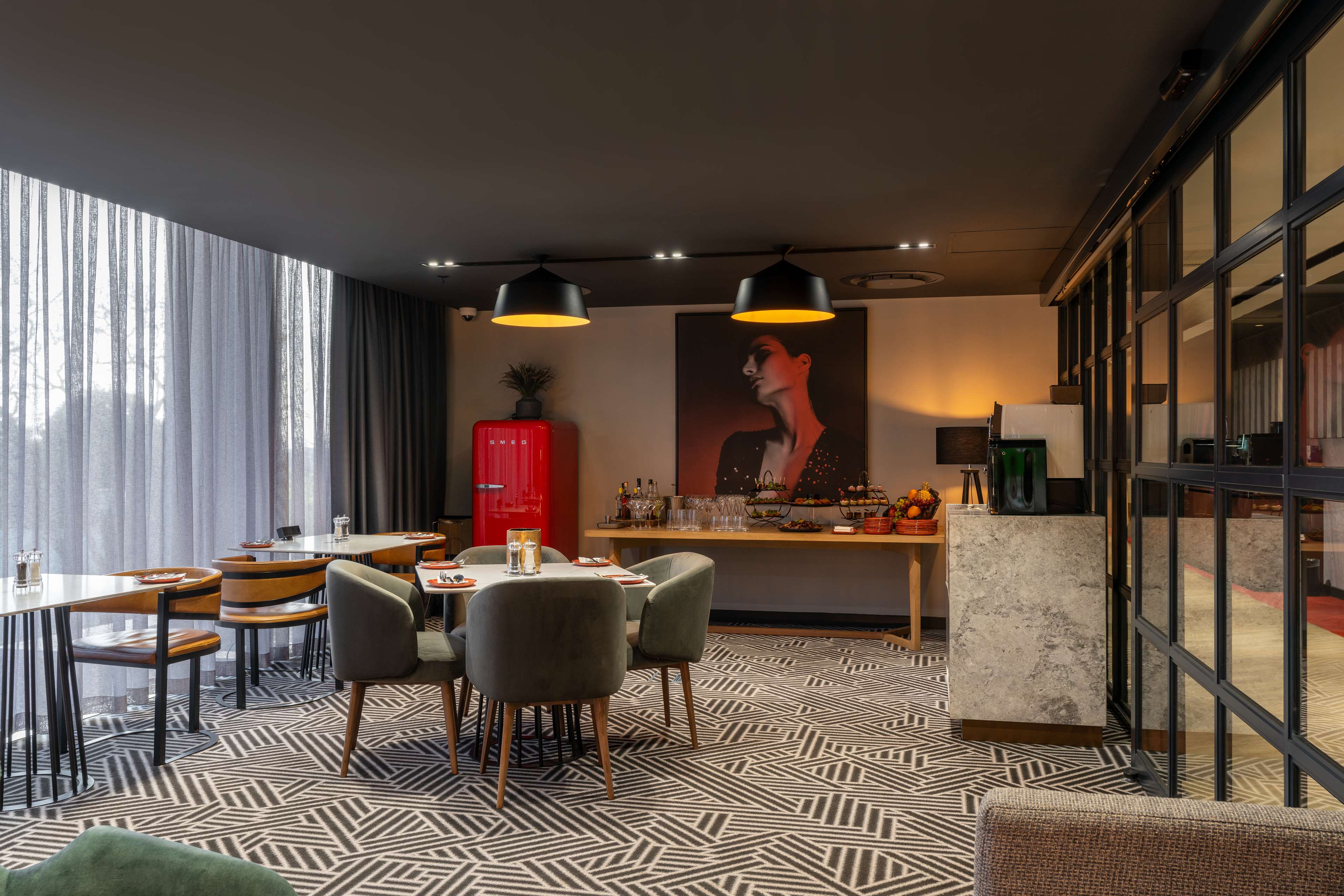 Radisson RED Johannesburg Rosebank