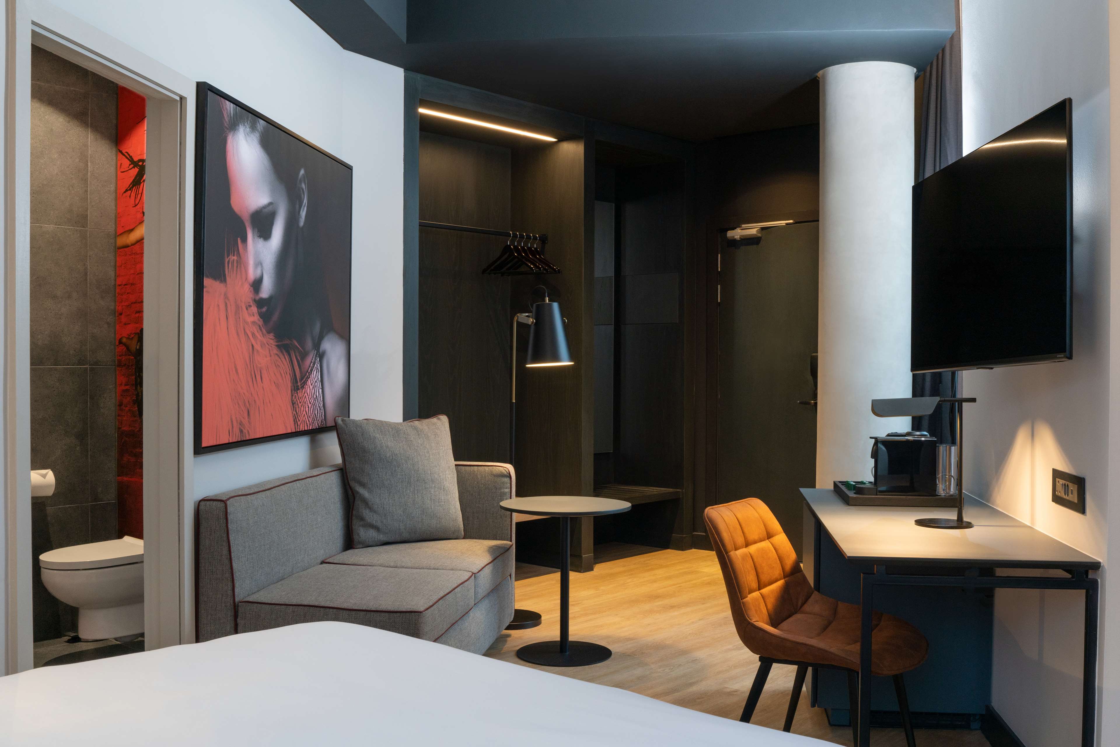 Radisson RED Johannesburg Rosebank