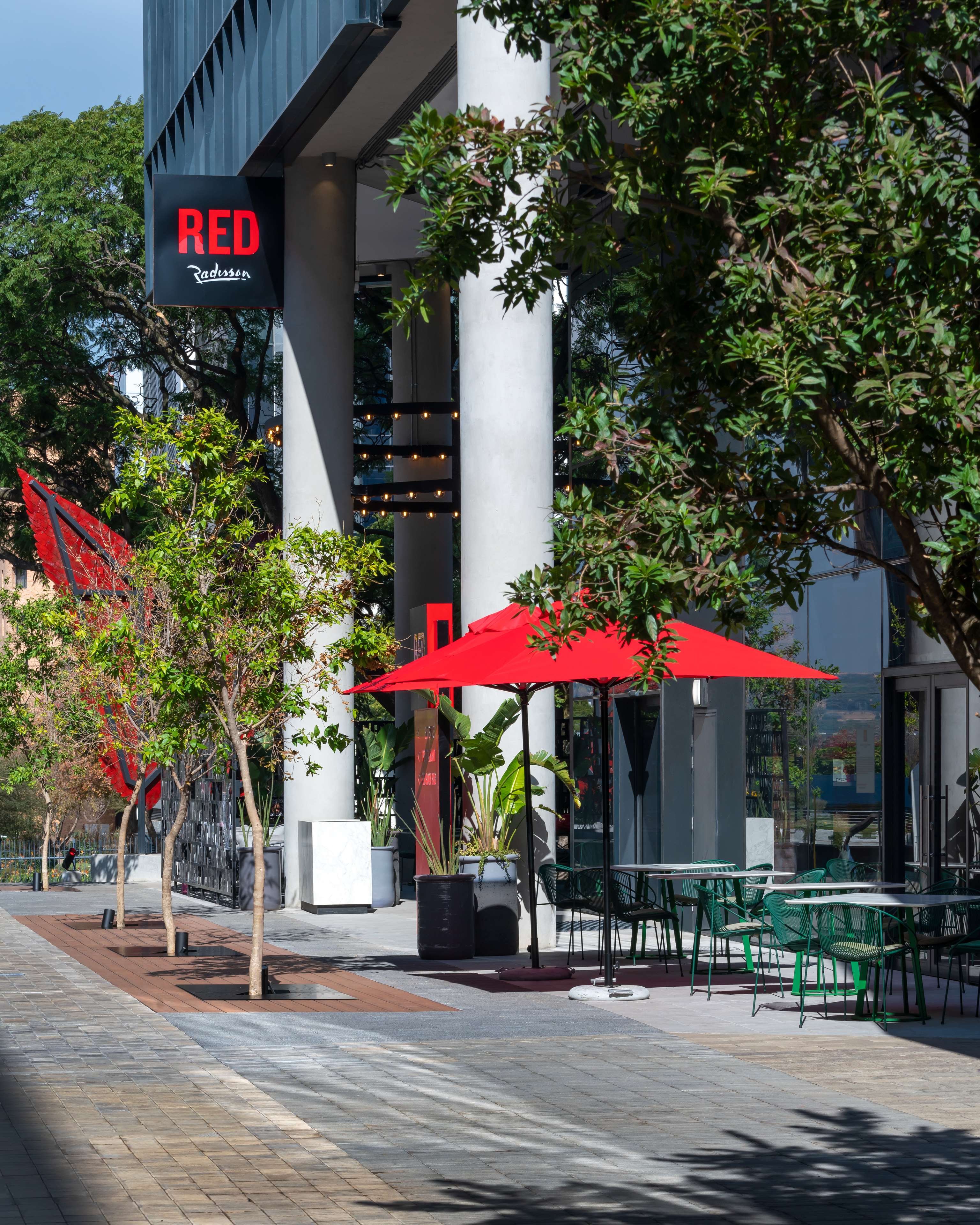 Radisson RED Johannesburg Rosebank