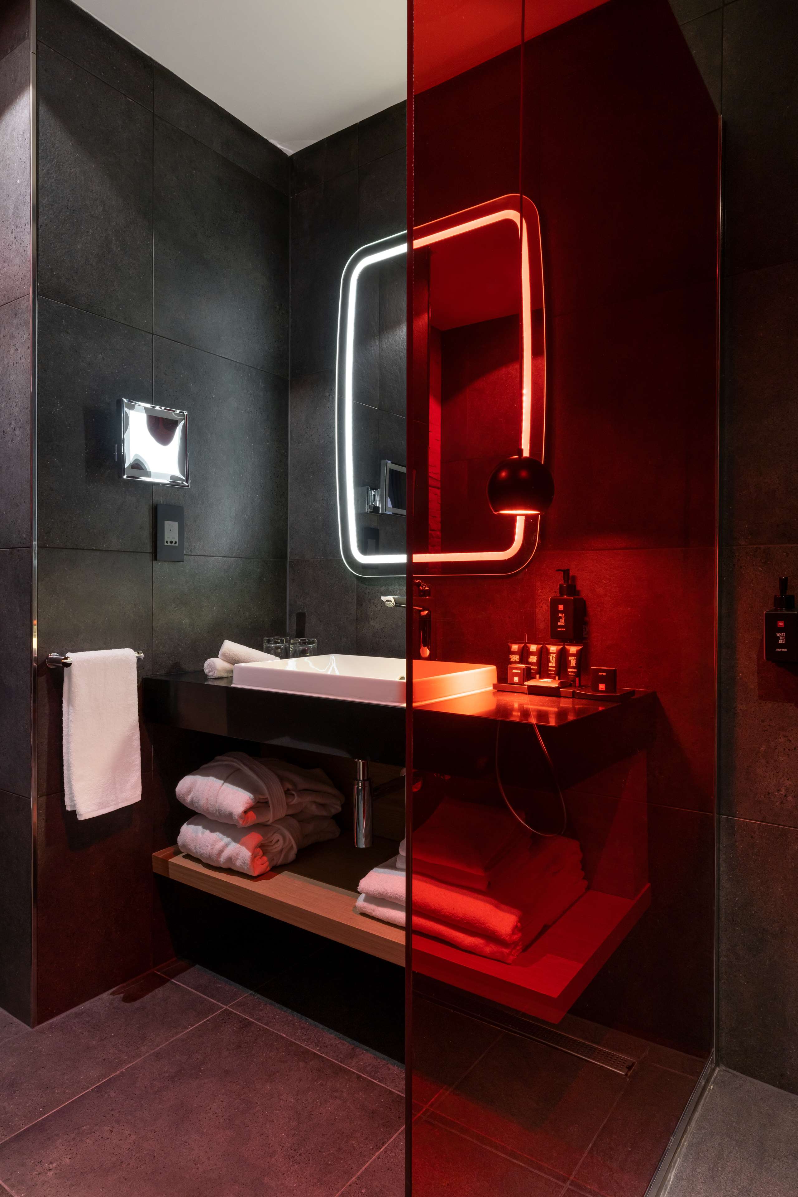 Radisson RED Johannesburg Rosebank