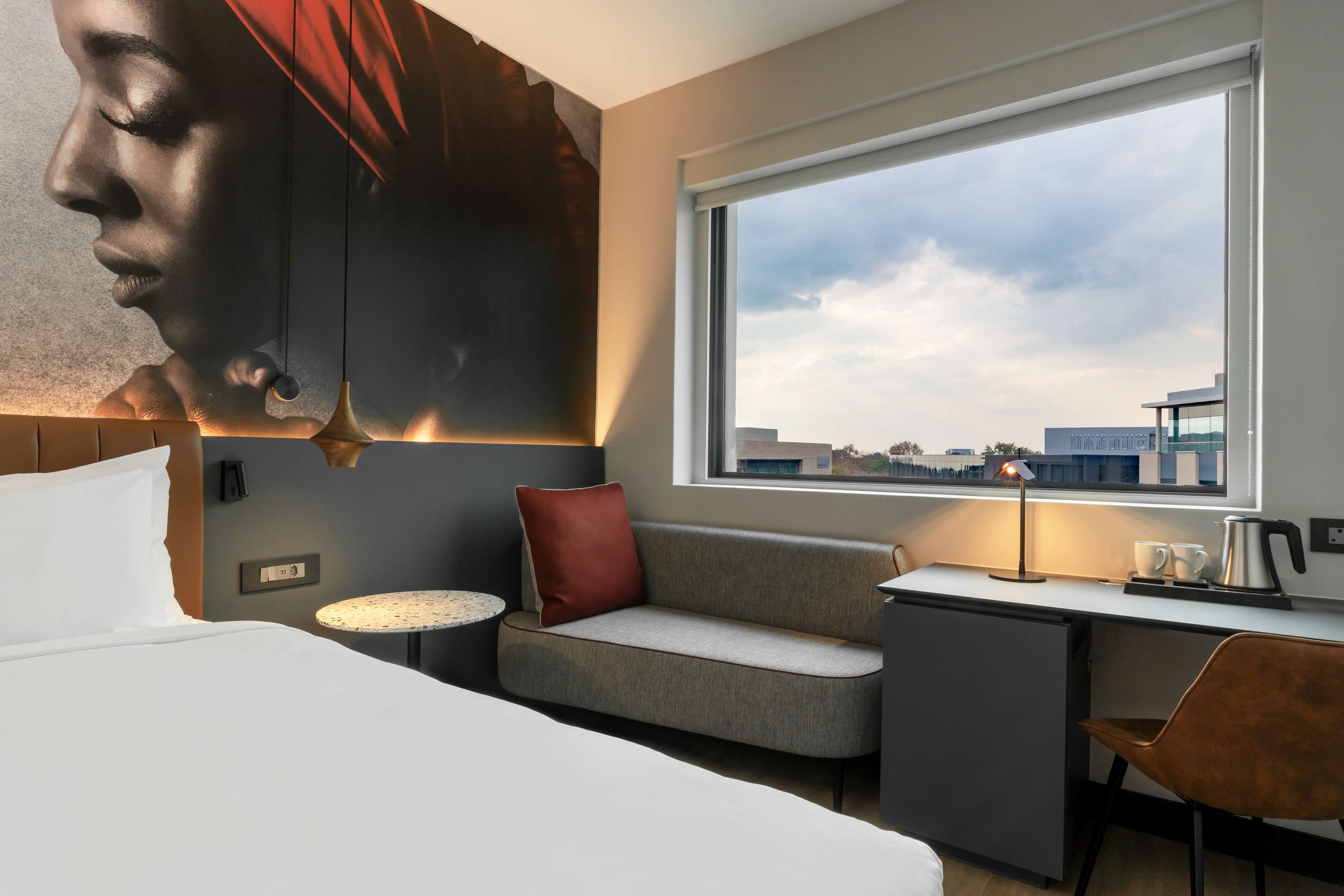 Radisson RED Johannesburg Rosebank