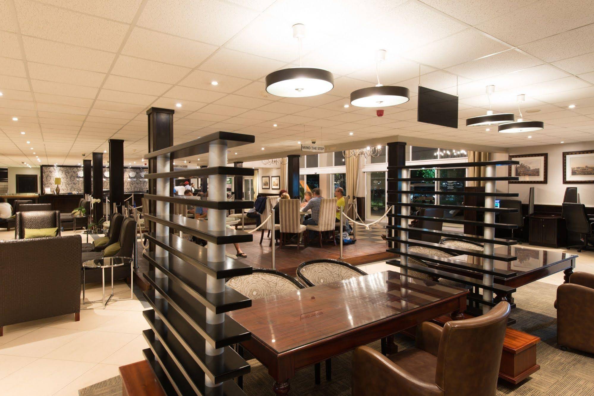 Silverbirch @ Birchwood Hotel