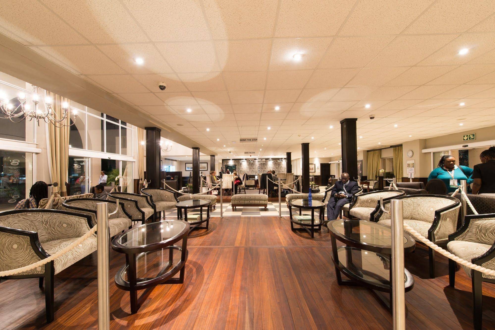 Silverbirch @ Birchwood Hotel