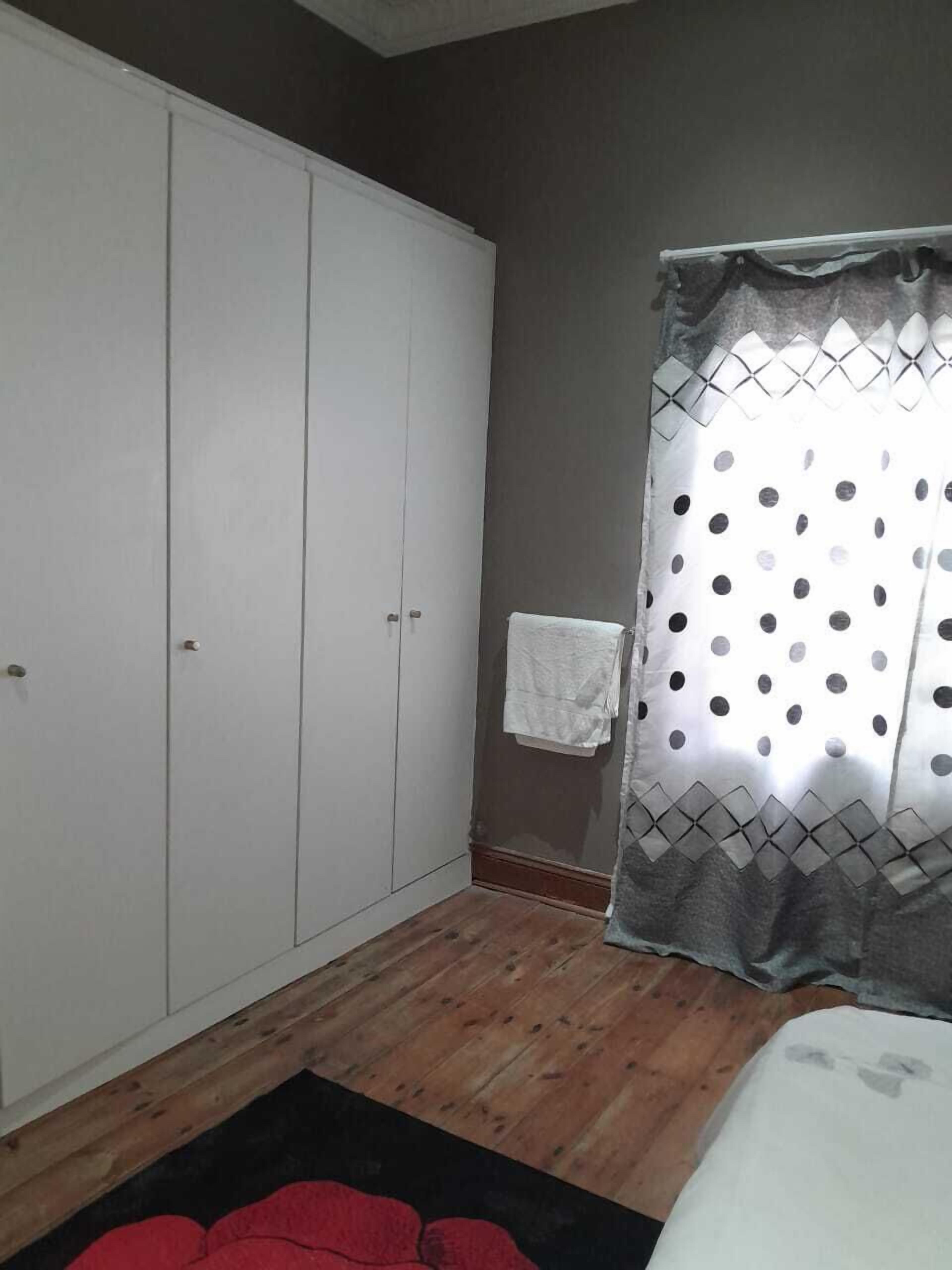 Slumberlake Guest House