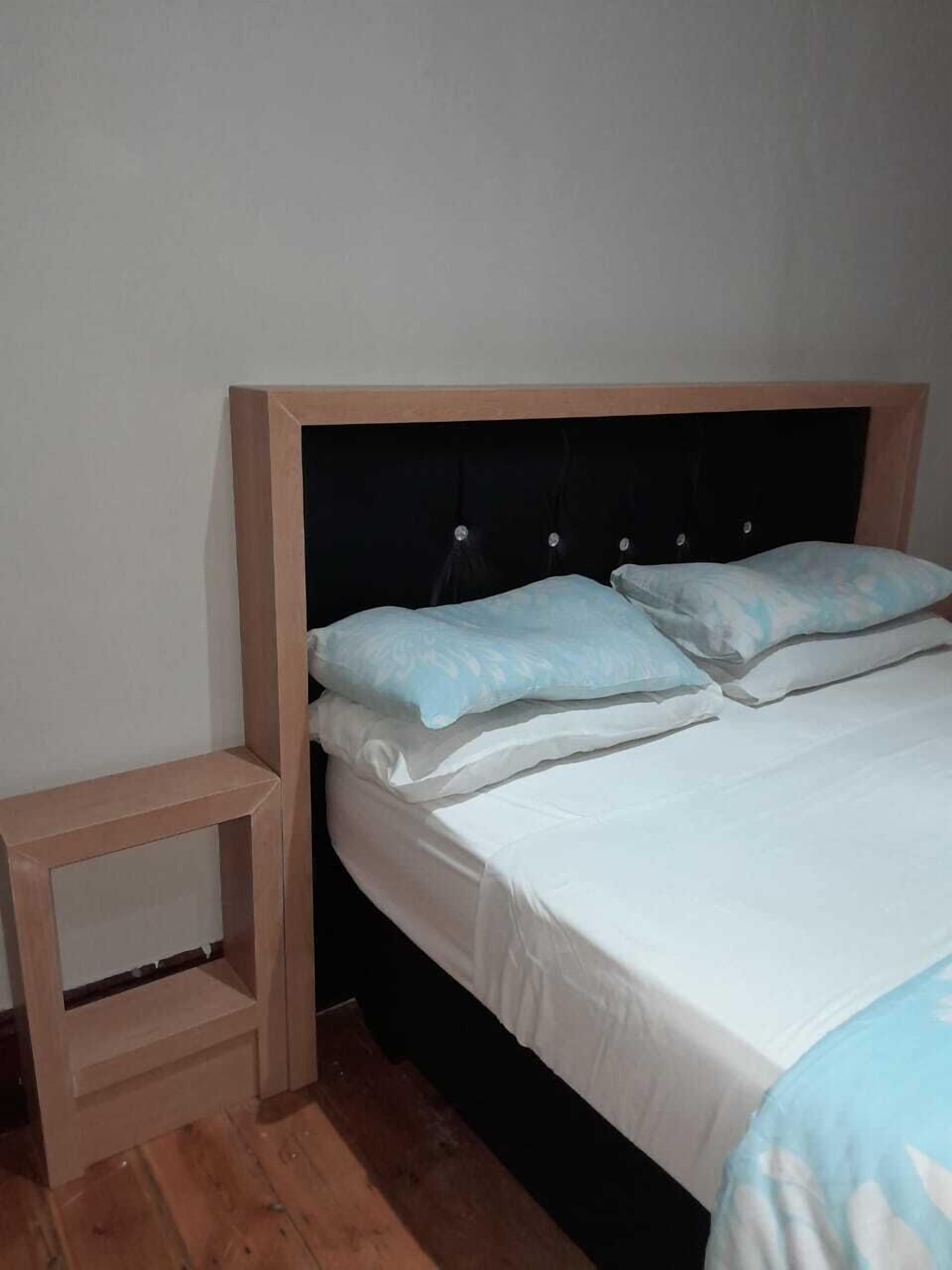 Slumberlake Guest House