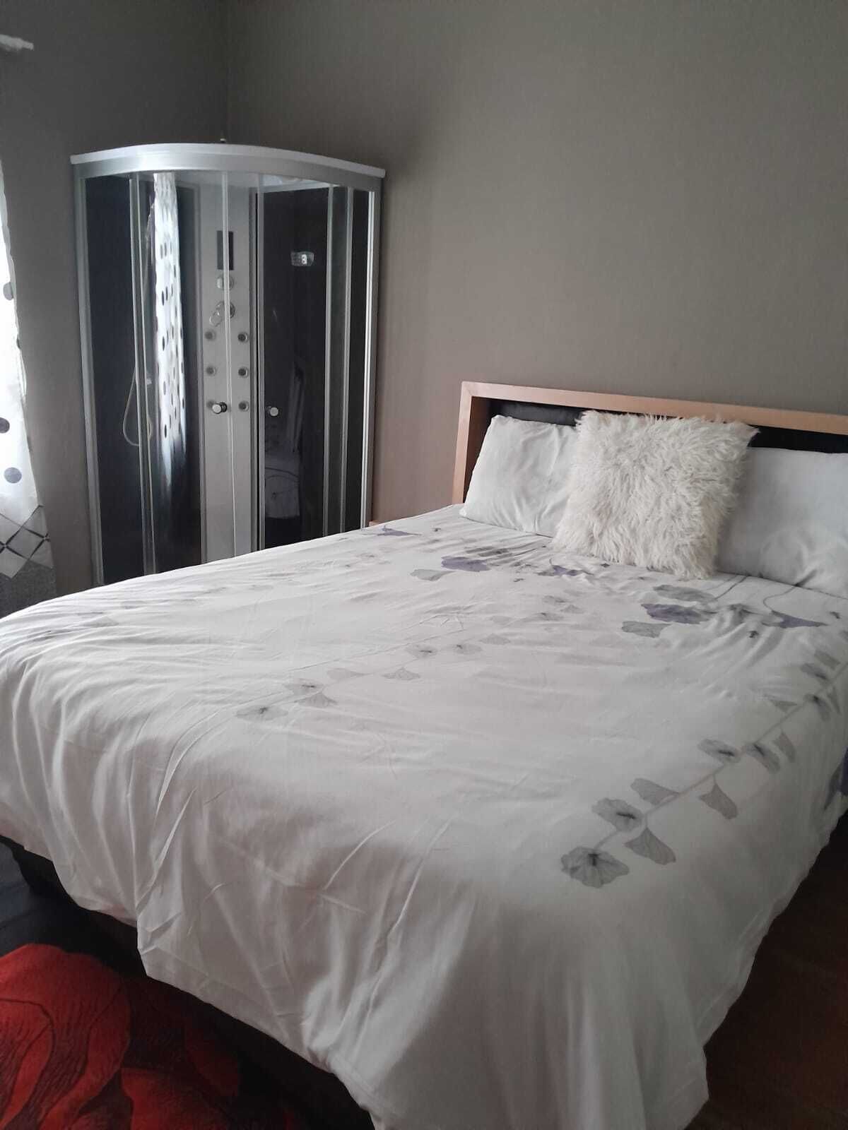 Slumberlake Guest House