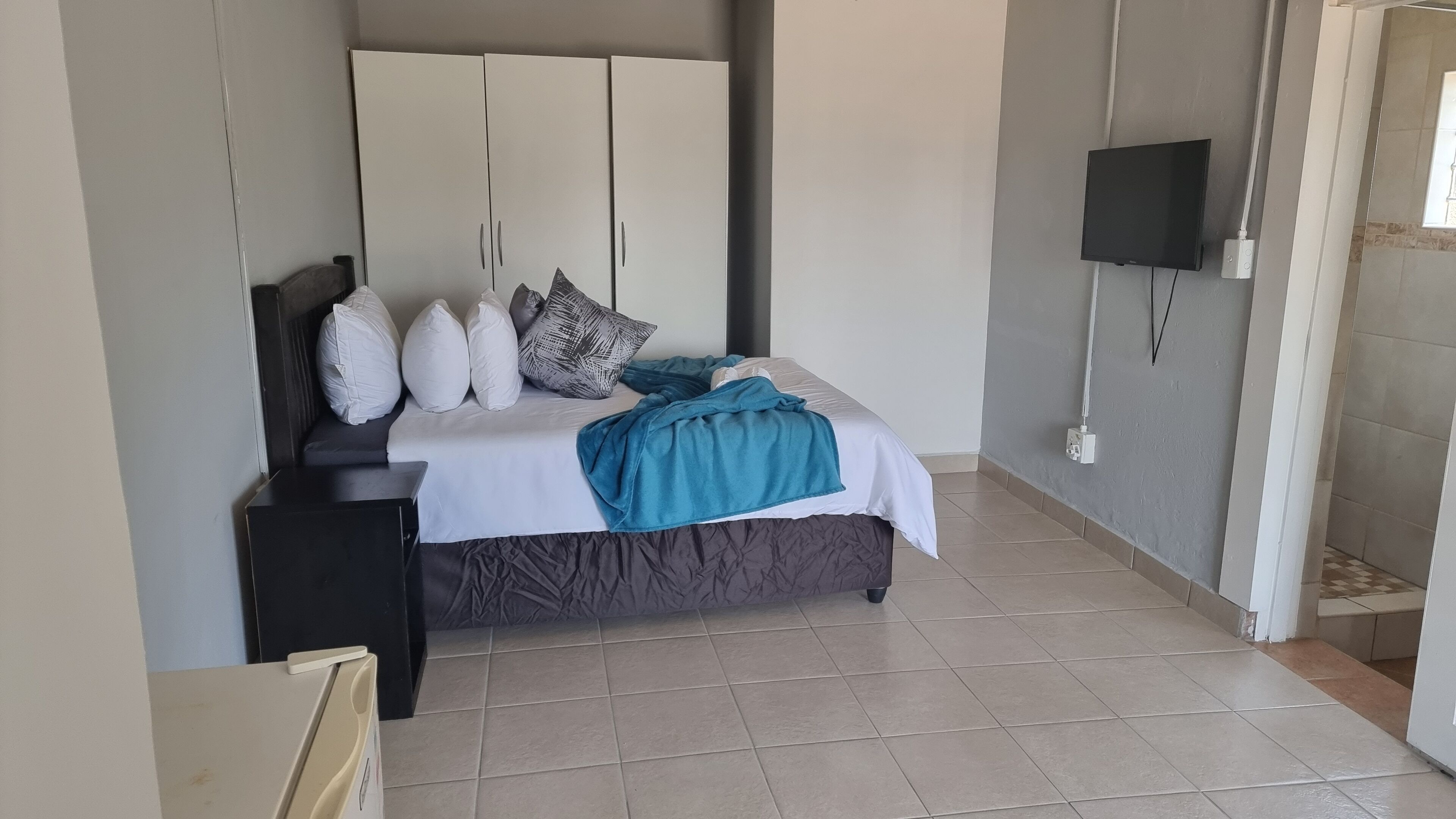 Stay@Home Guesthouse