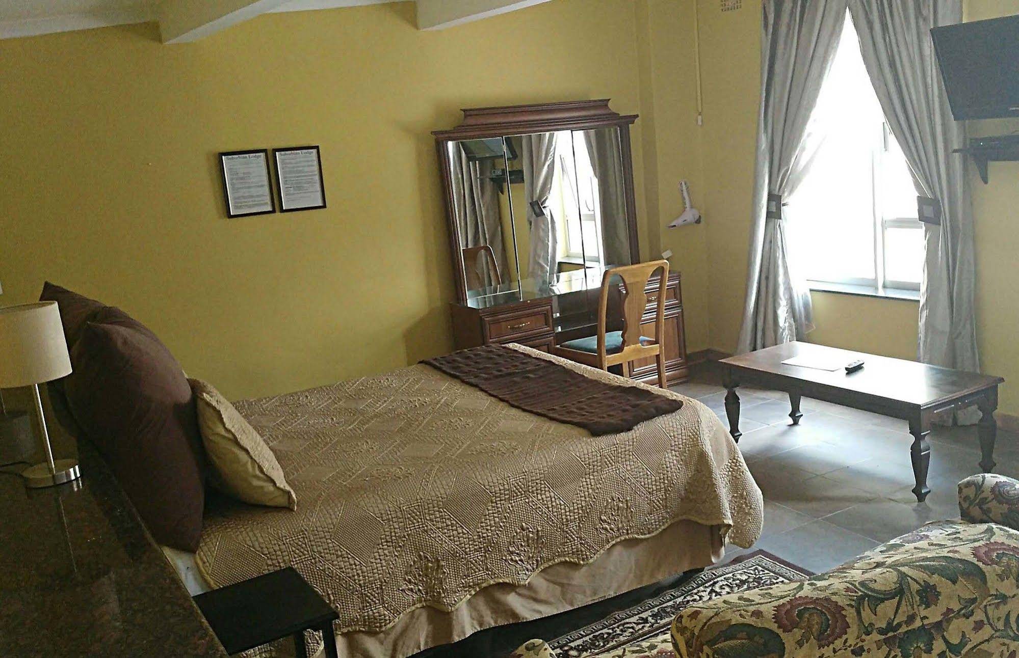 Suburbian Lodge