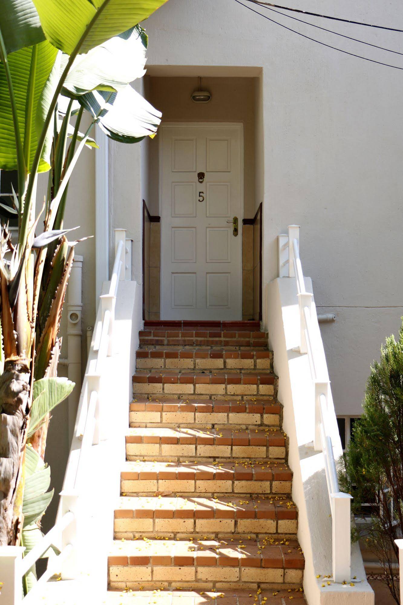 Summerview Guest Lodge