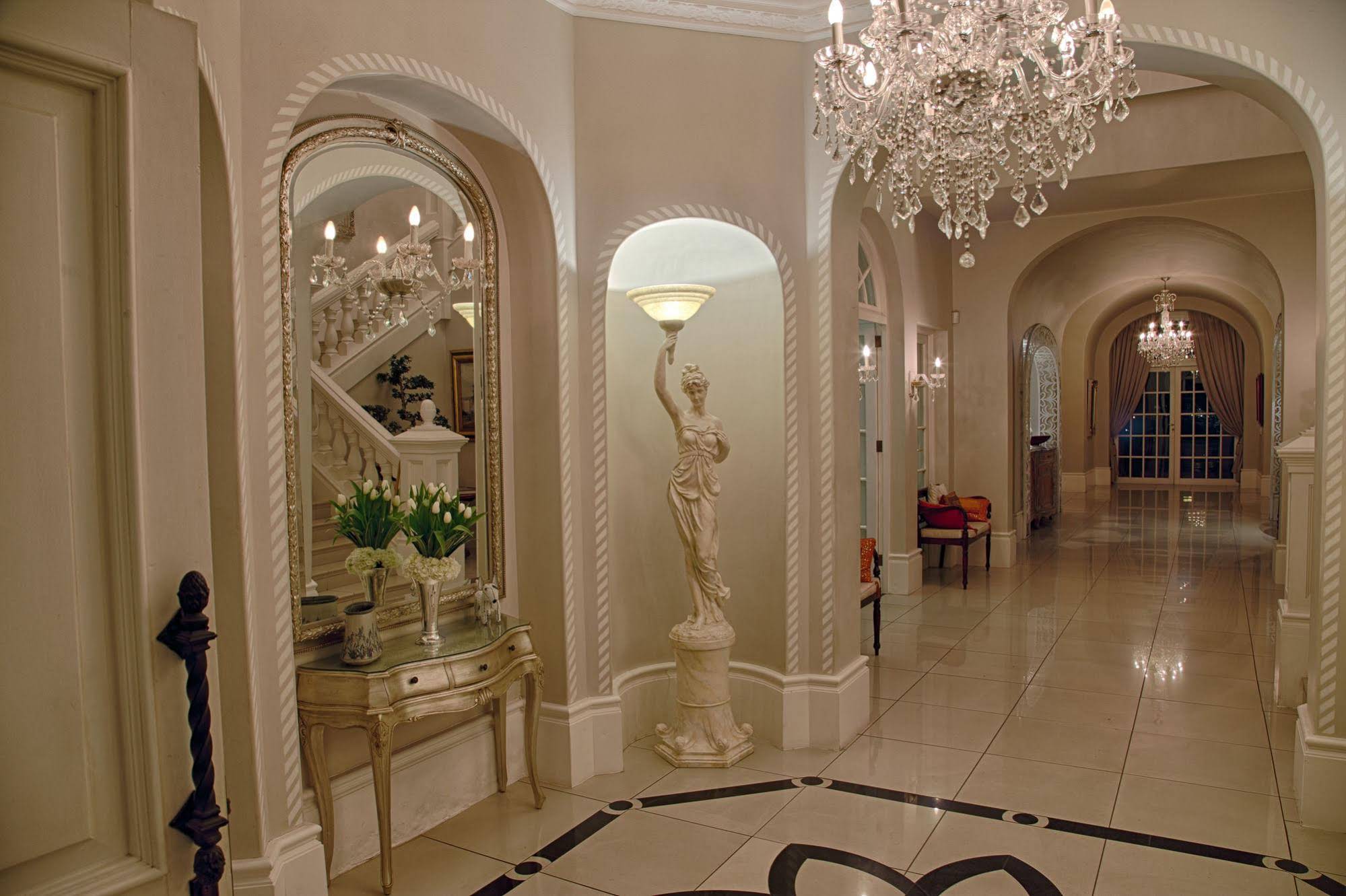 The Munro Boutique Hotel