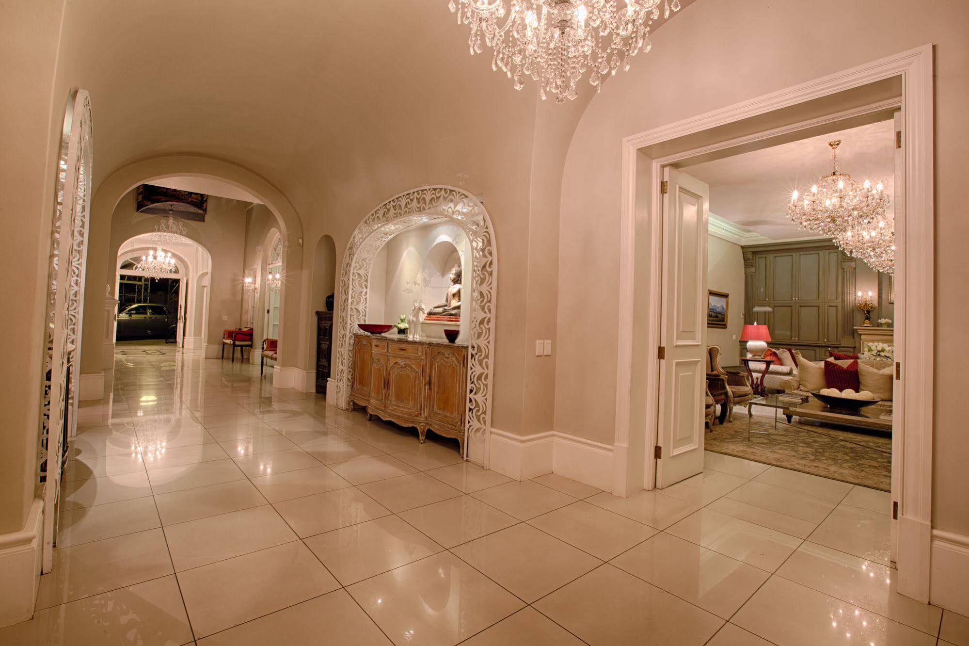 The Munro Boutique Hotel