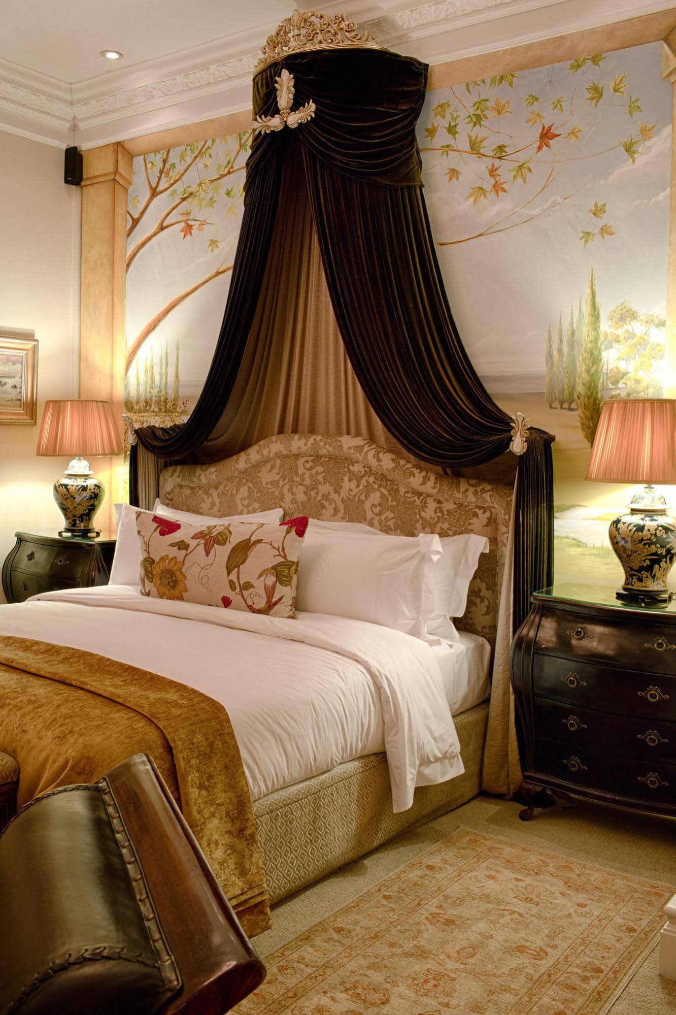 The Munro Boutique Hotel