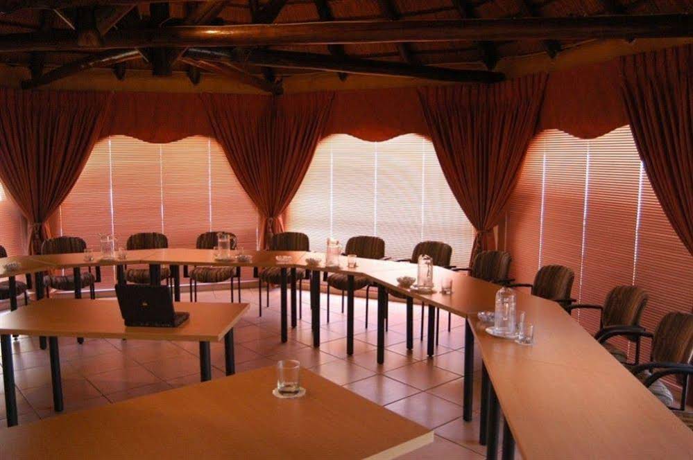 Tladi Lodge