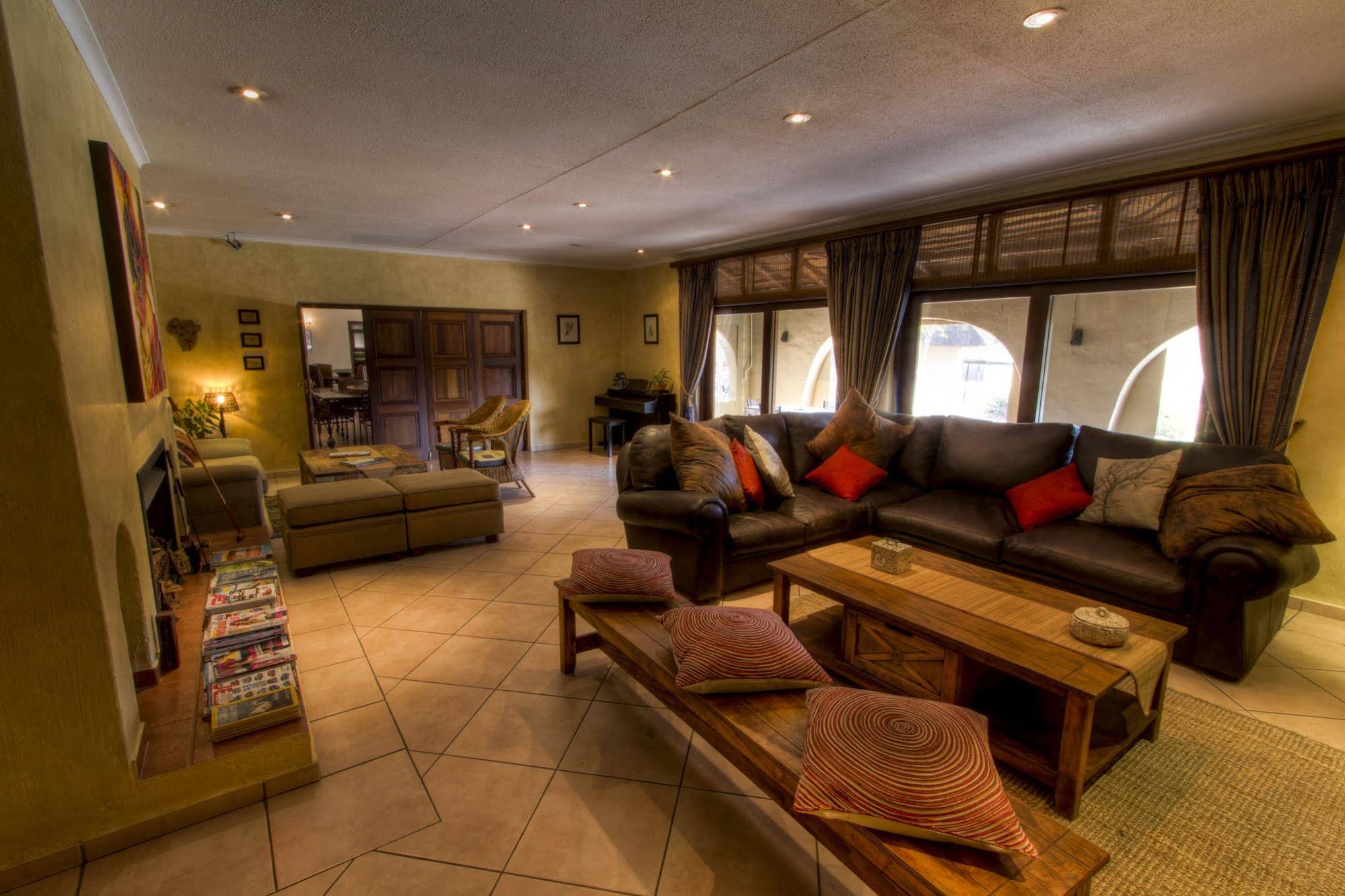 Tladi Lodge