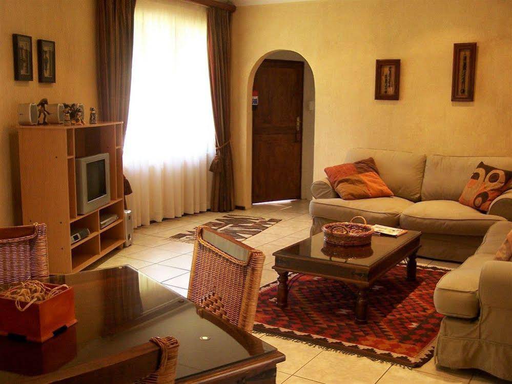 Tladi Lodge