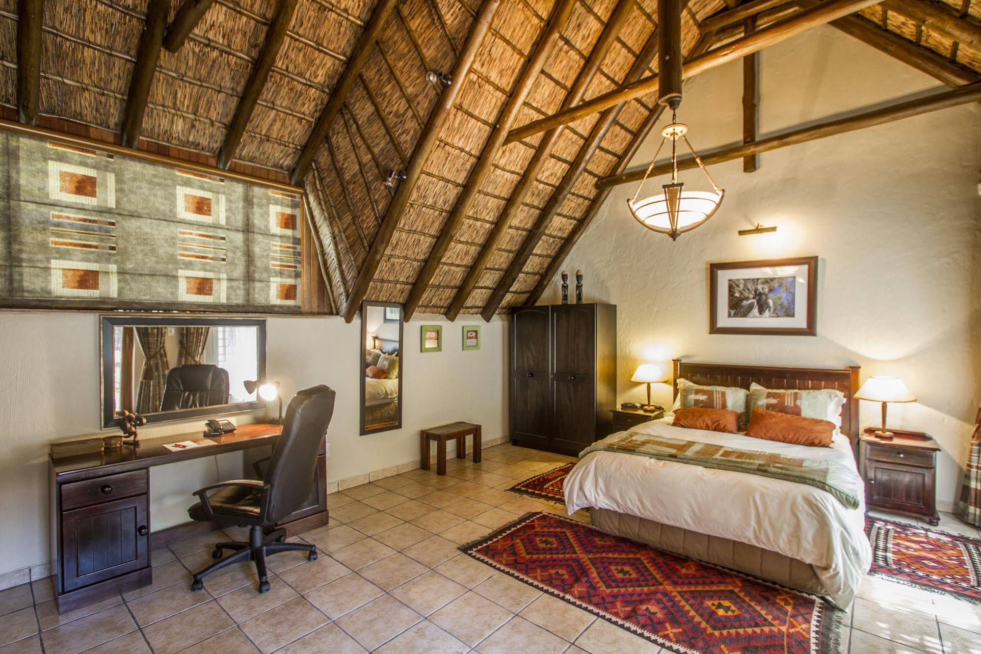 Tladi Lodge
