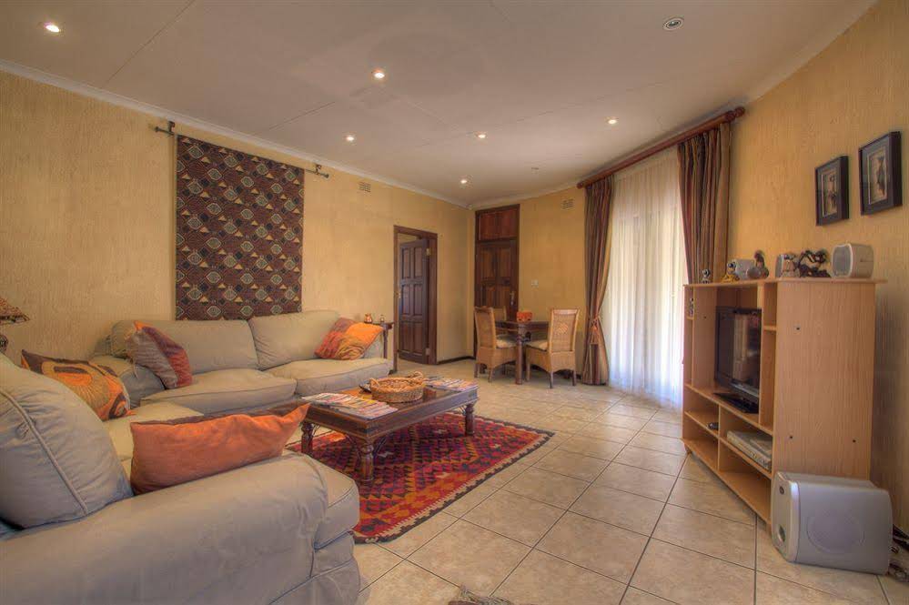 Tladi Lodge