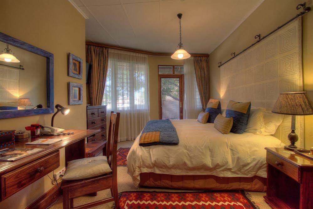 Tladi Lodge