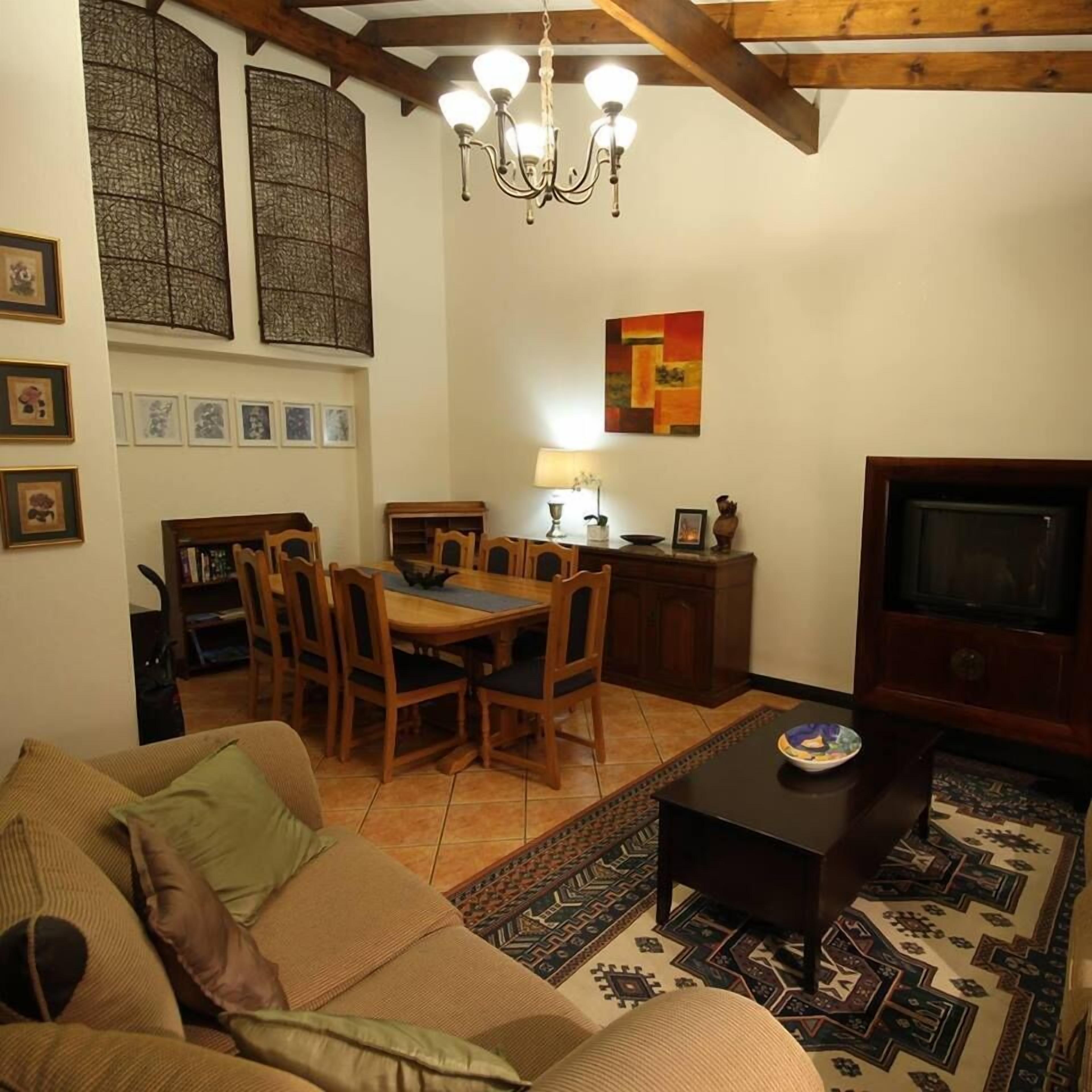 Wilde Cottage On Elder