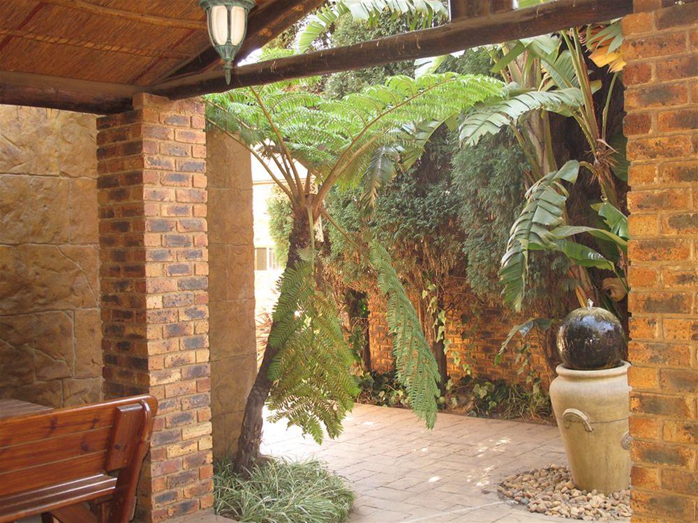 Aero Guest Lodge