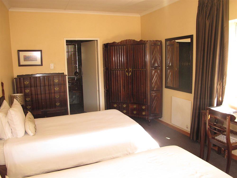 Aero Guest Lodge