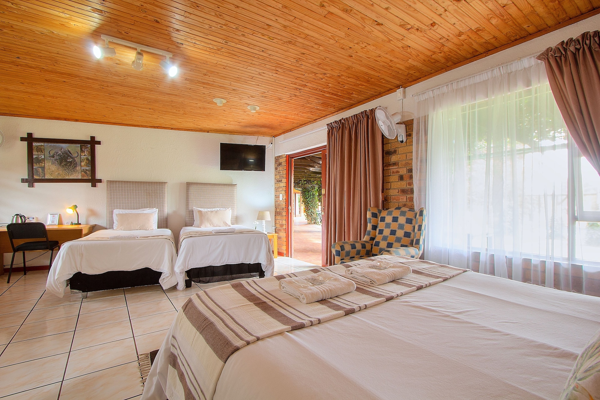 Airport Game Lodge