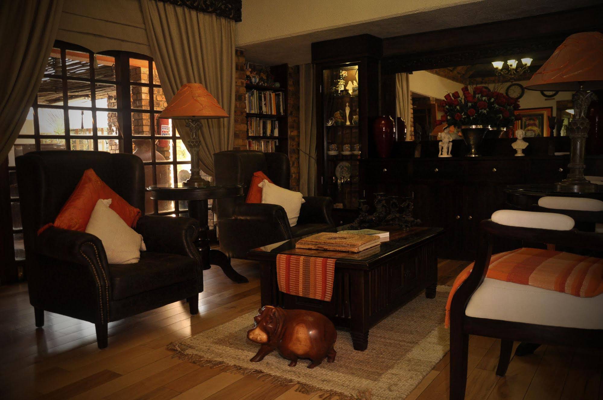 Ikwekwezi Guest Lodge