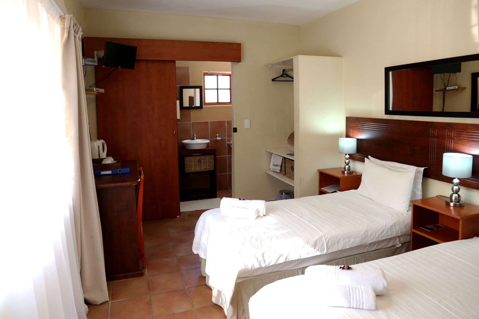 Morulana Guest House